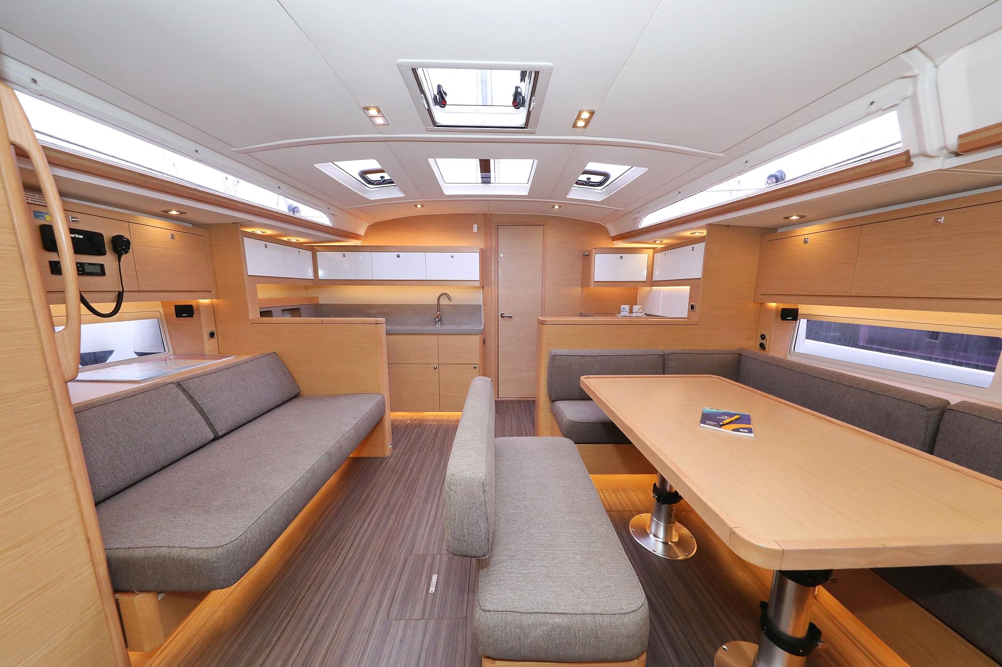 Dufour 470 - 3 cab., picture 13