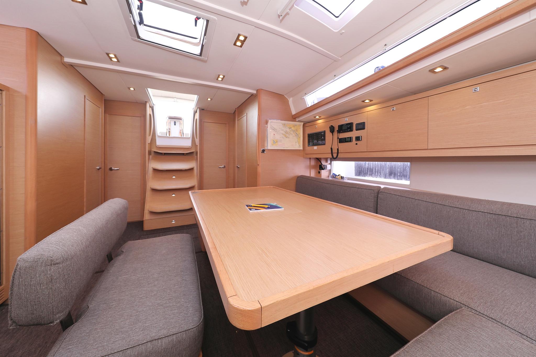 Dufour 470 - 3 cab., picture 21