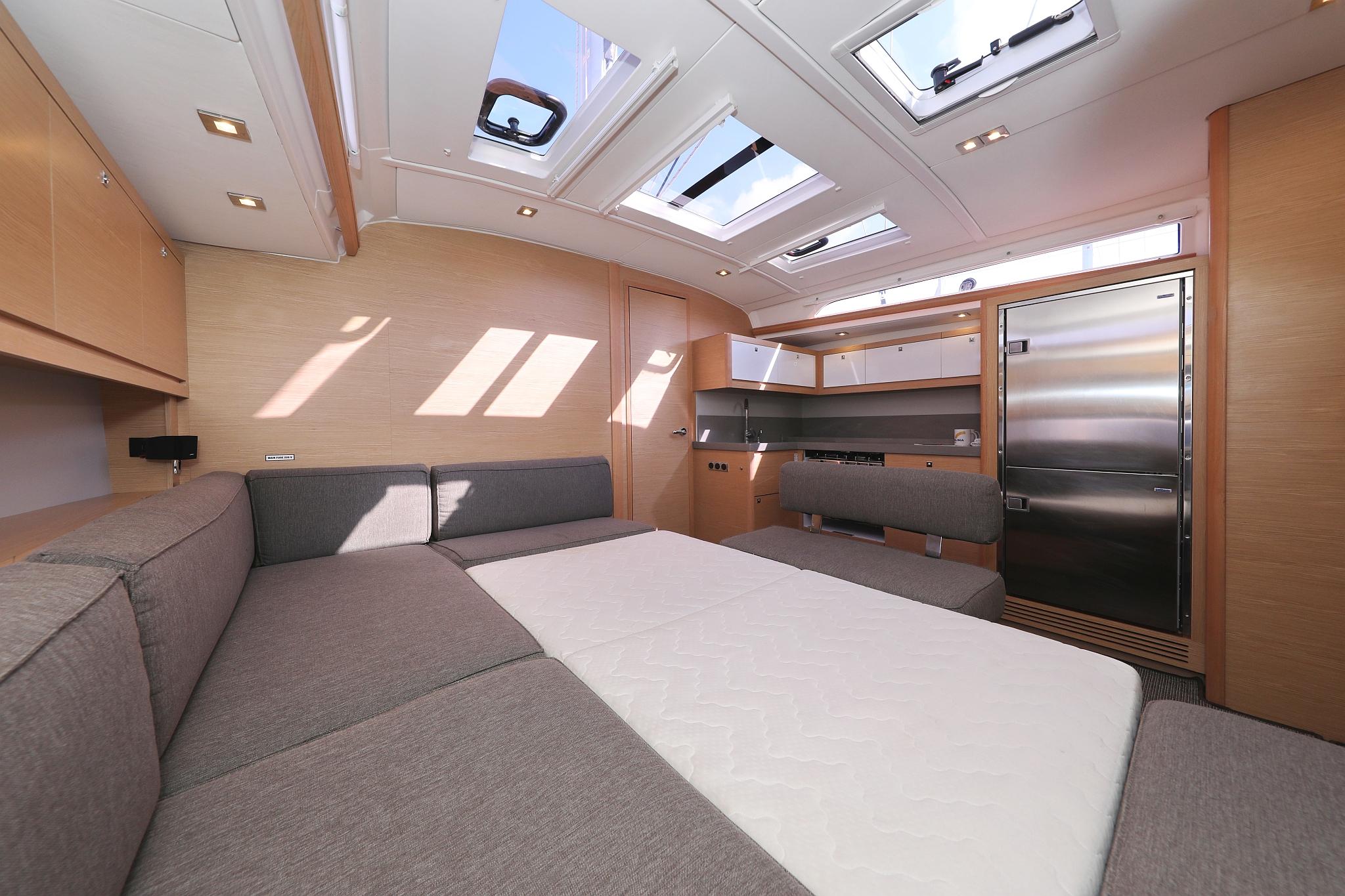 Dufour 470 - 3 cab., picture 44