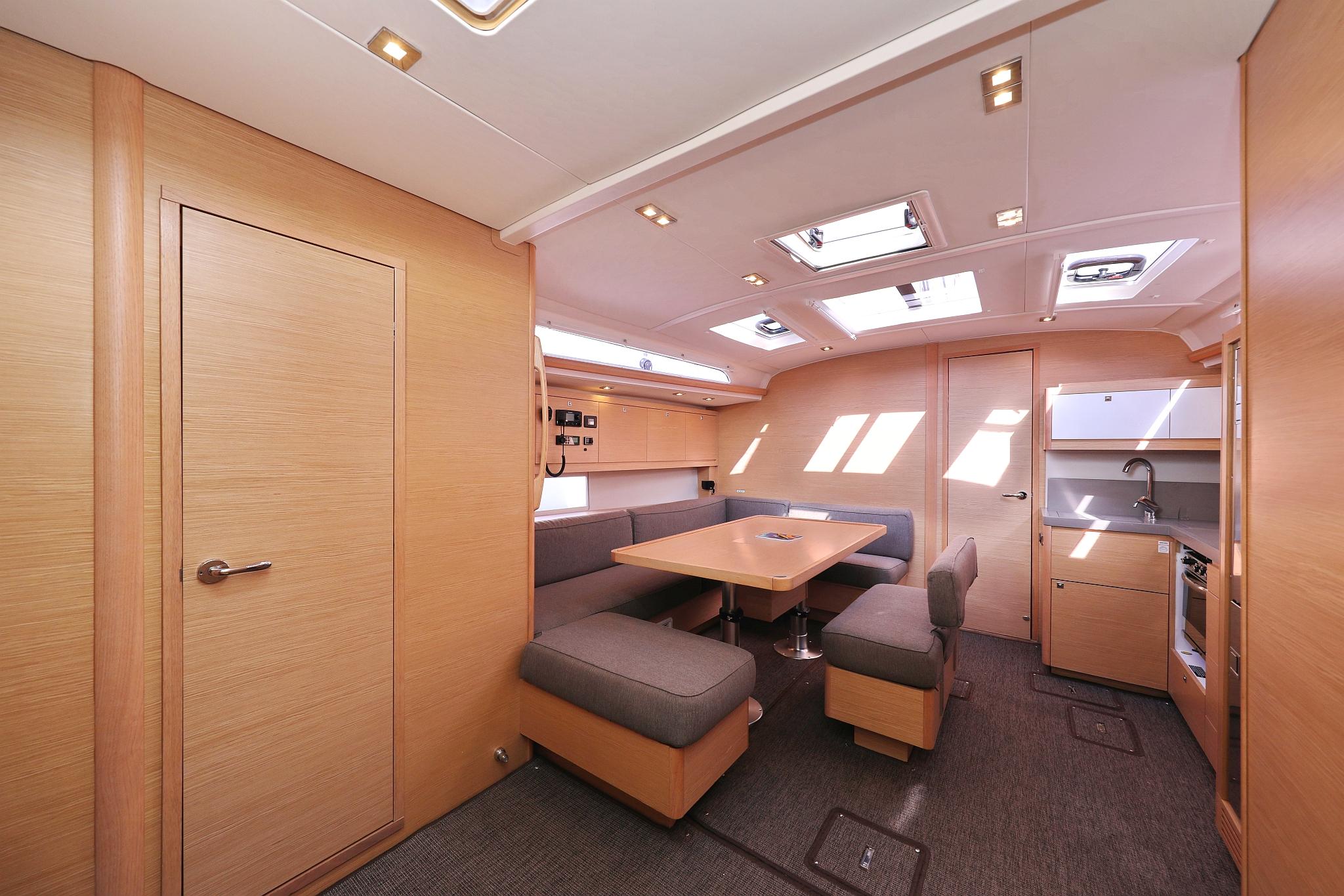Dufour 470 - 3 cab., picture 14