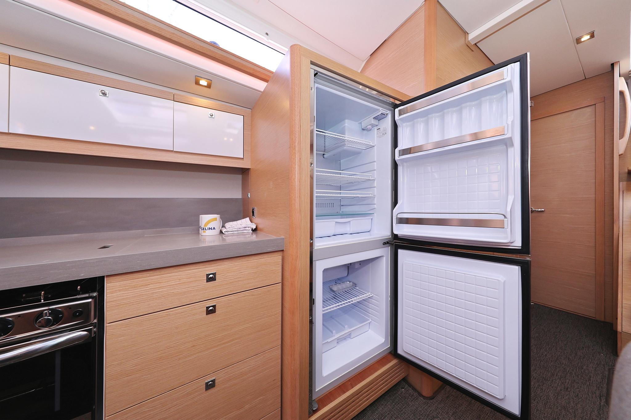 Dufour 470 - 3 cab., picture 43