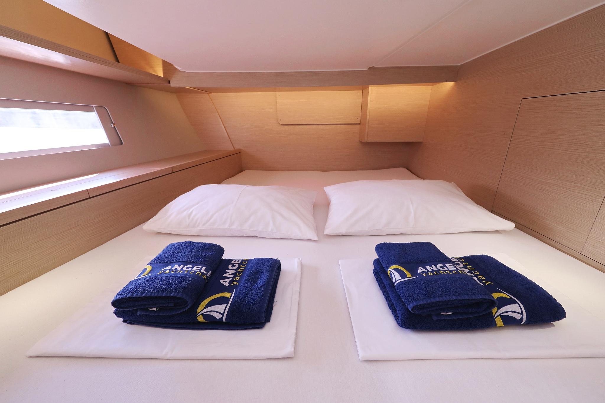 Dufour 470 - 3 cab., picture 29
