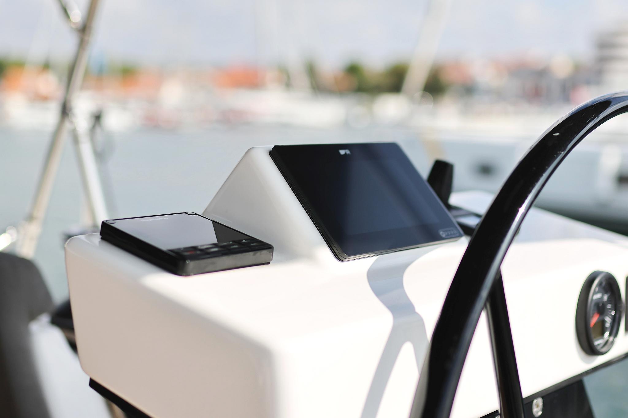 Dufour 470 - 3 cab., picture 47