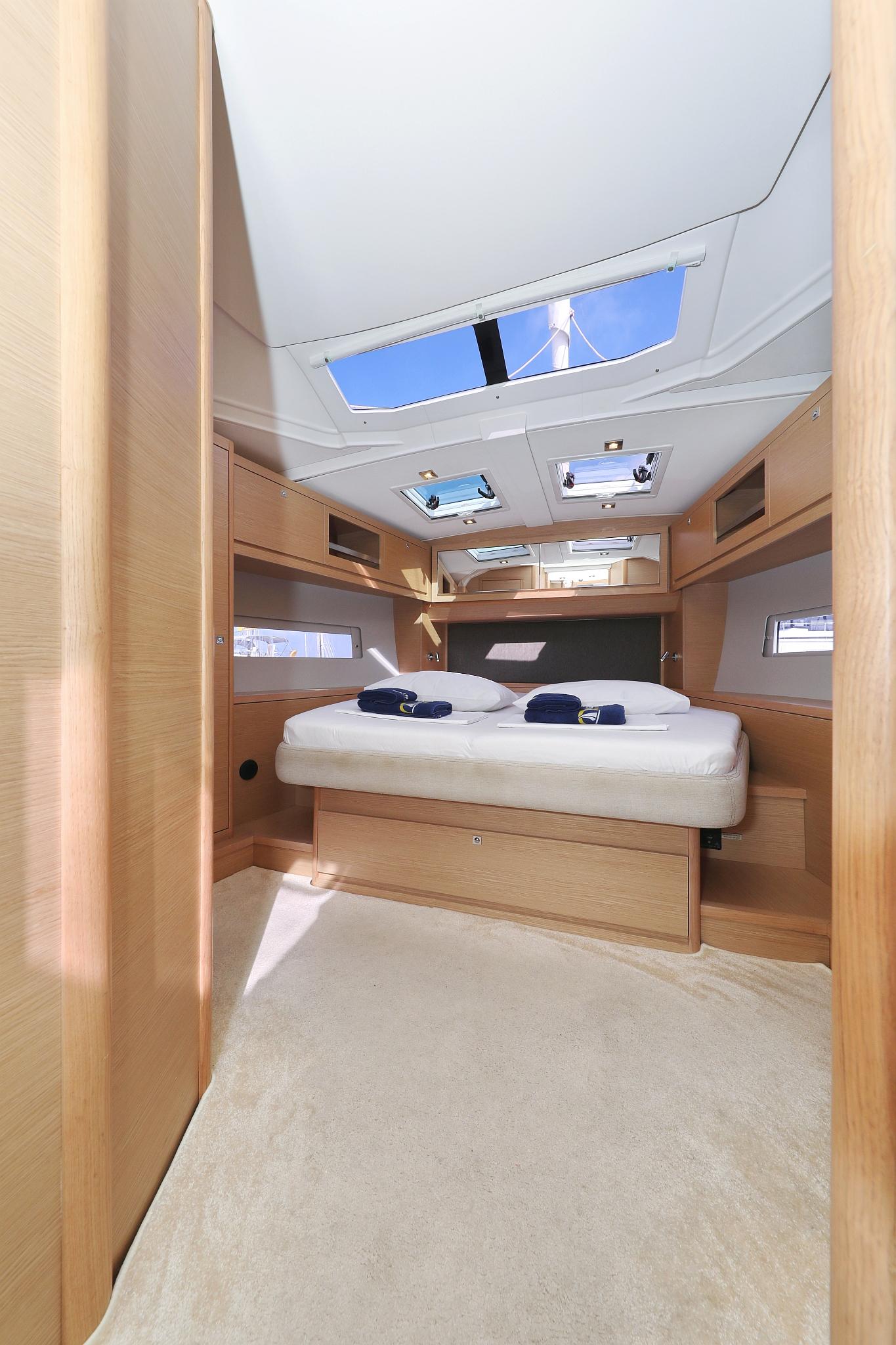 Dufour 470 - 3 cab., picture 23