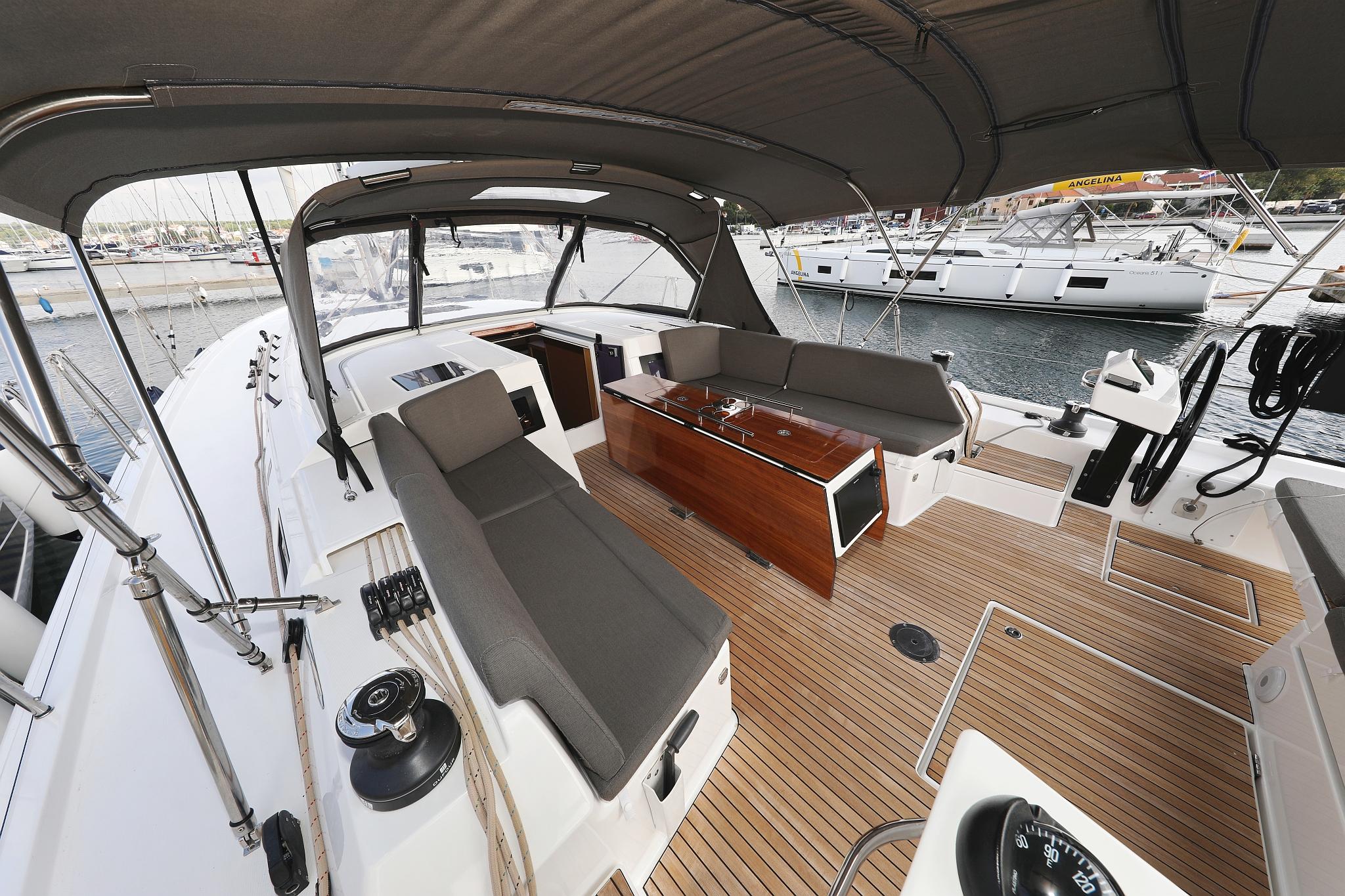 Dufour 470 - 3 cab., picture 6