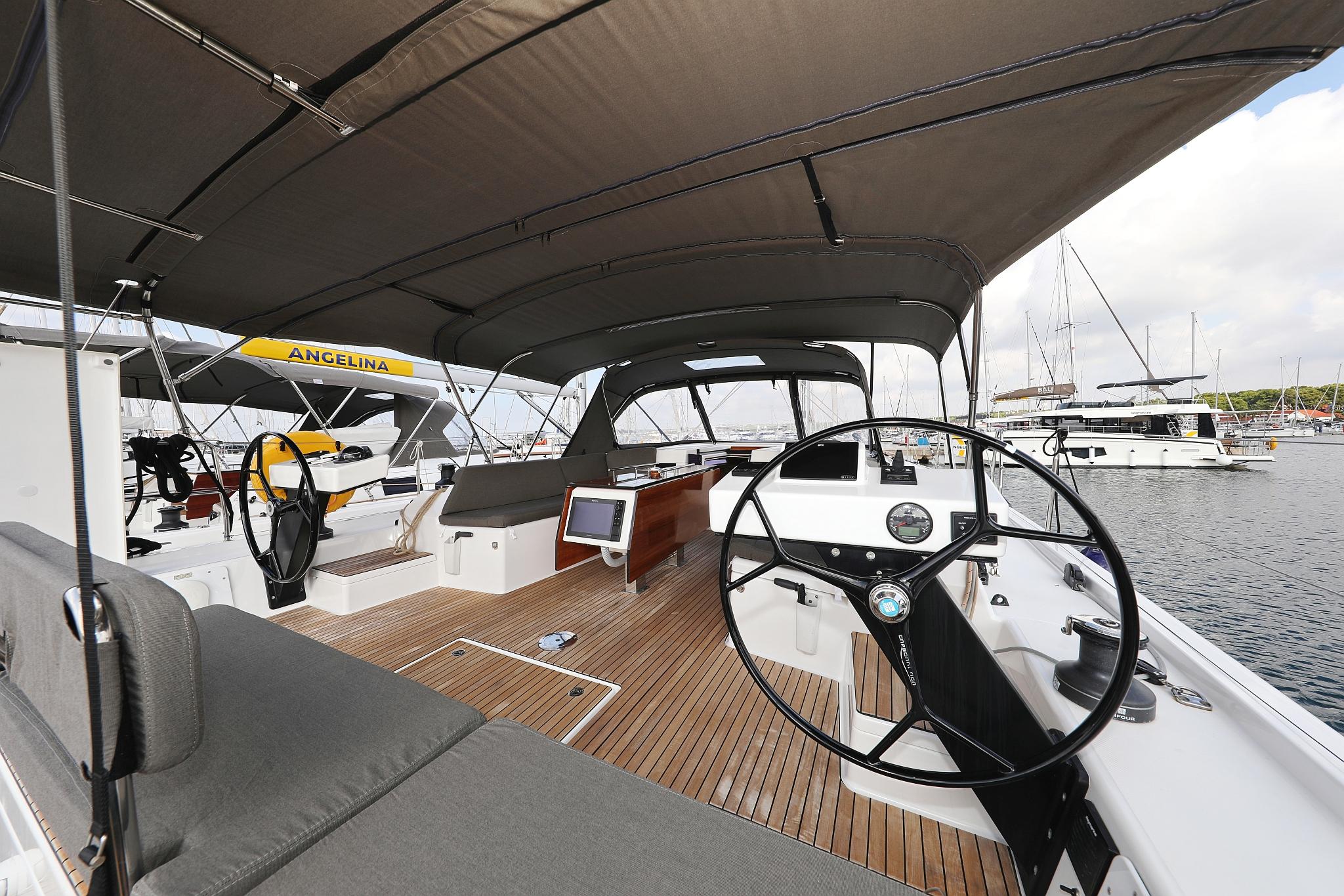 Dufour 470 - 3 cab., picture 8