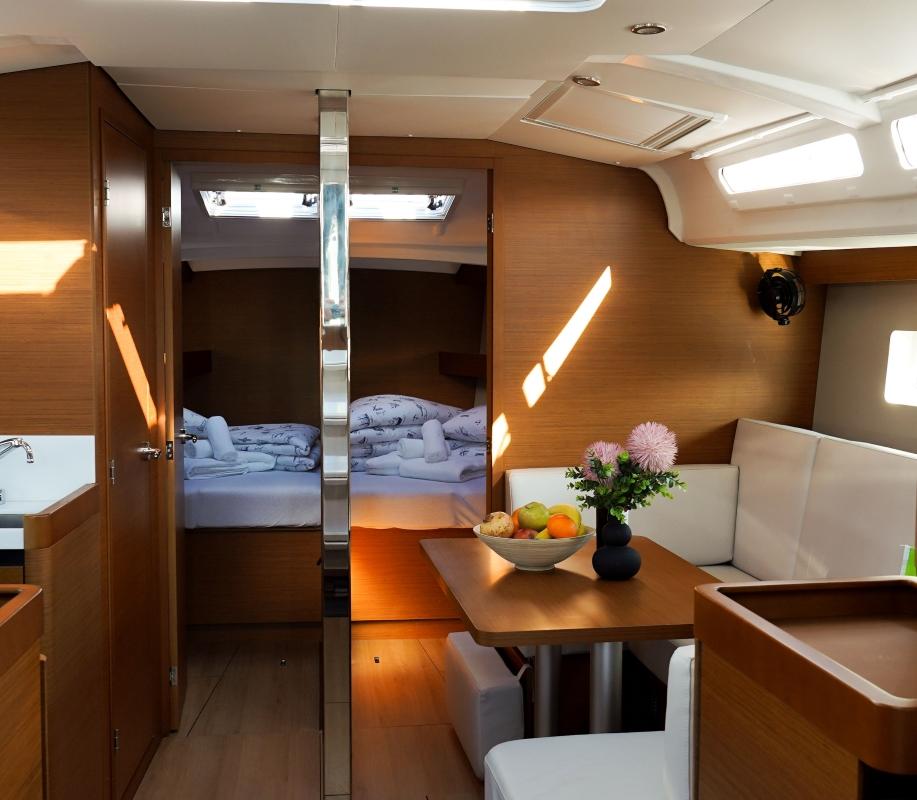 Sun Odyssey 440 - 4 cab., picture 13