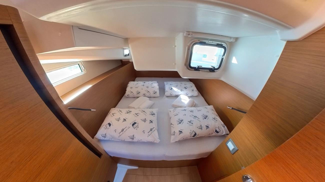 Sun Odyssey 440 - 4 cab., picture 5