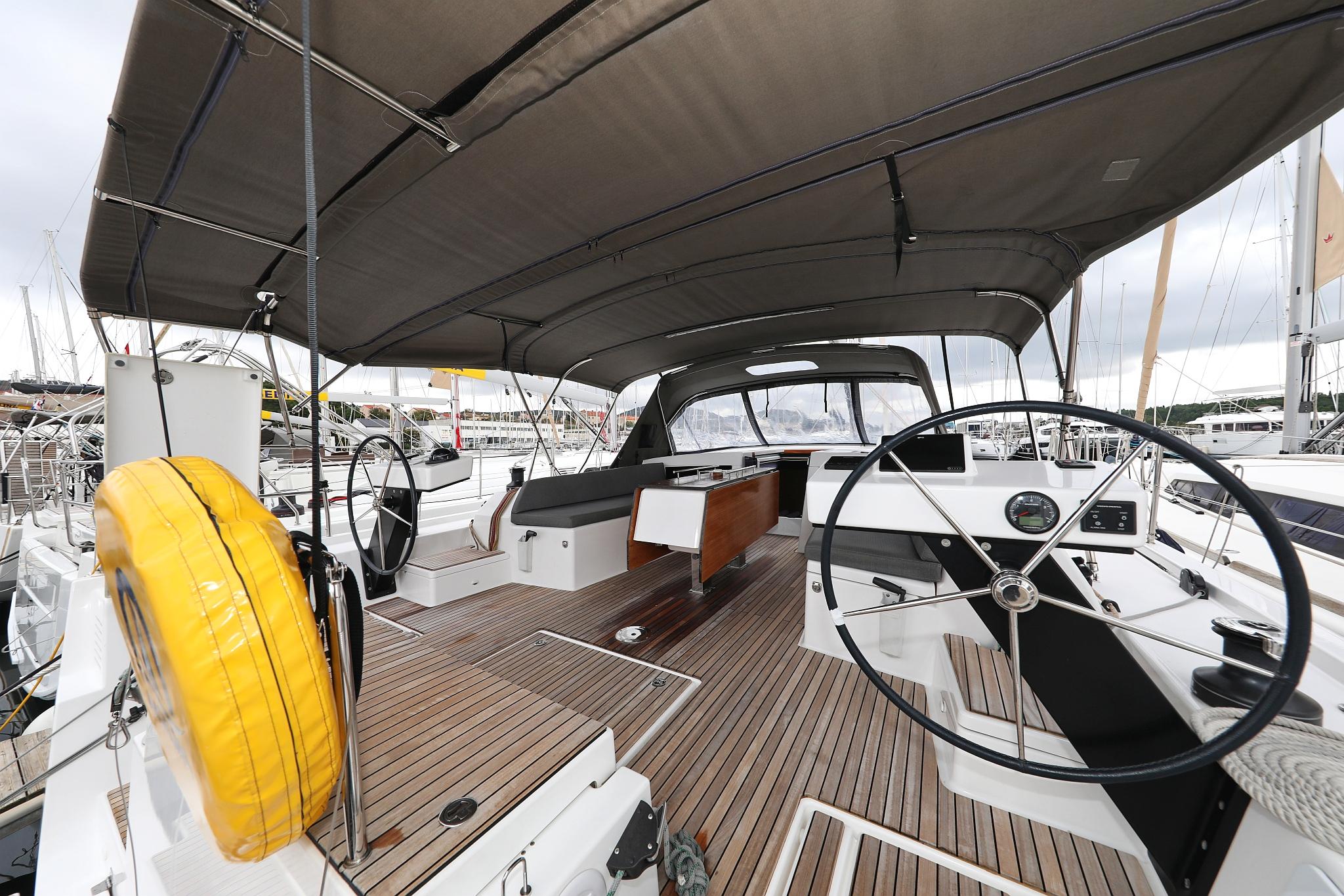 Dufour 470 - 5 cab., picture 6