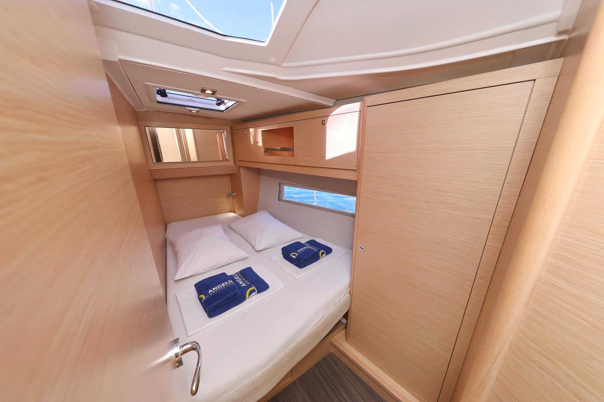 Dufour 470 - 5 cab., picture 29