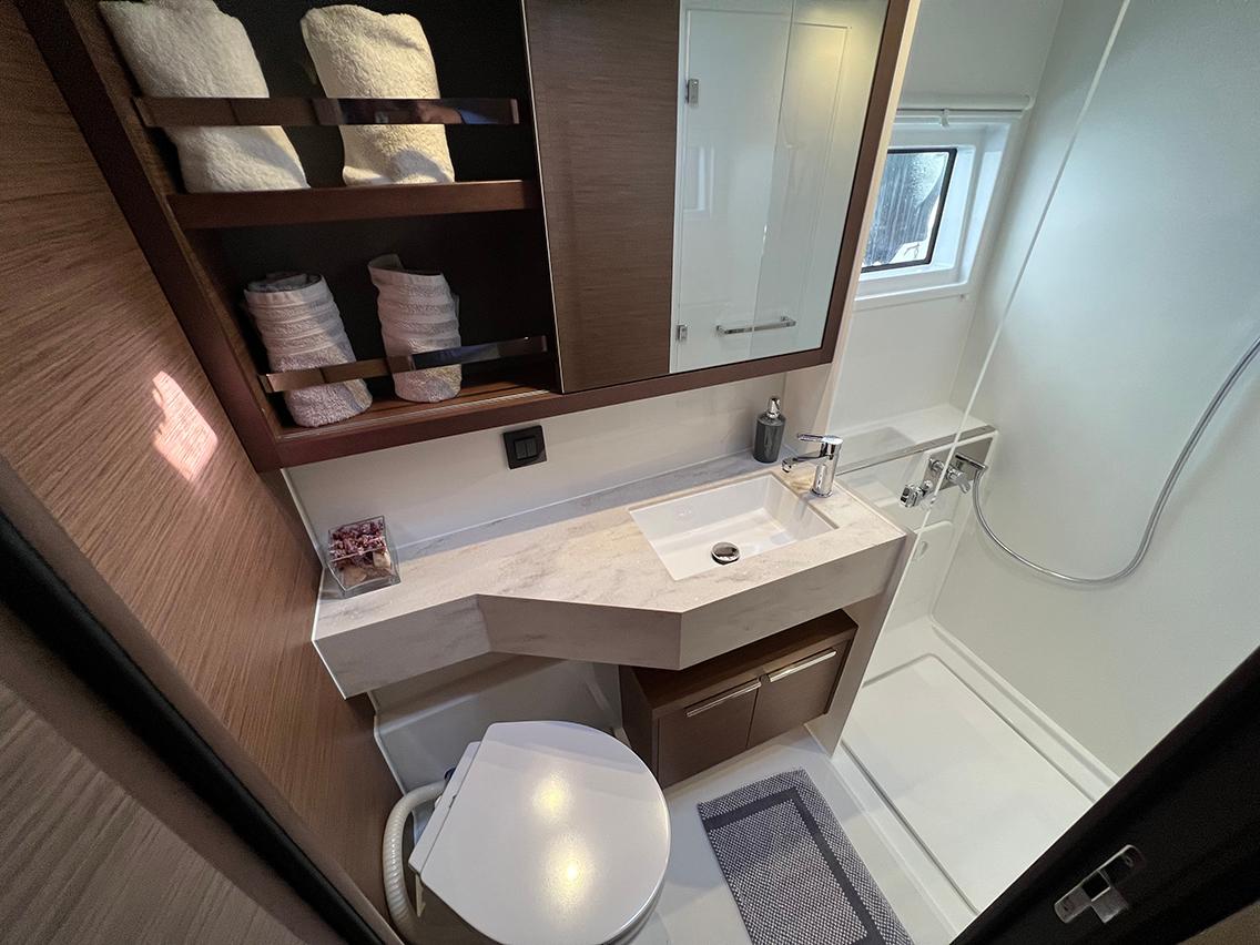 Lagoon 46 - 4 + 2 cab., picture 25