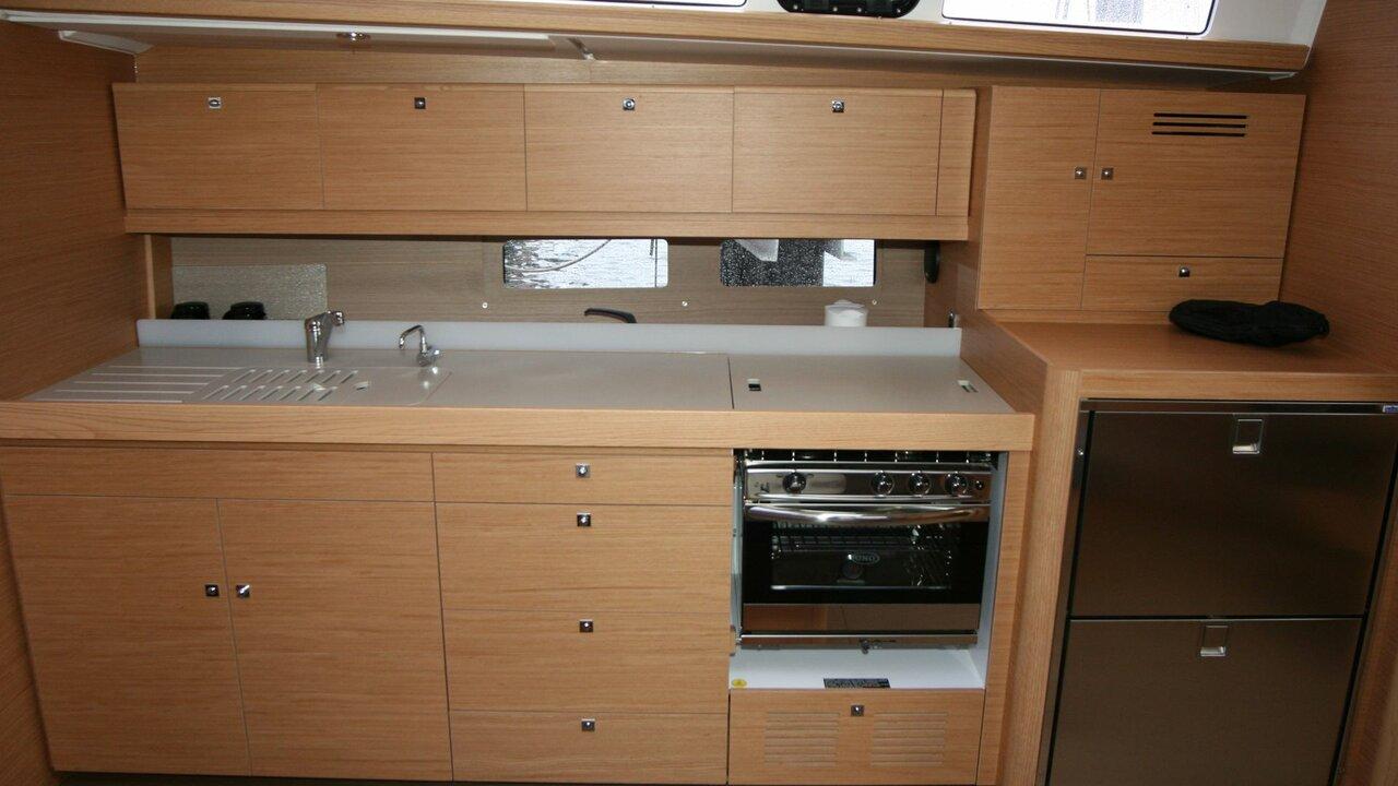 Dufour 460 GL, picture 16