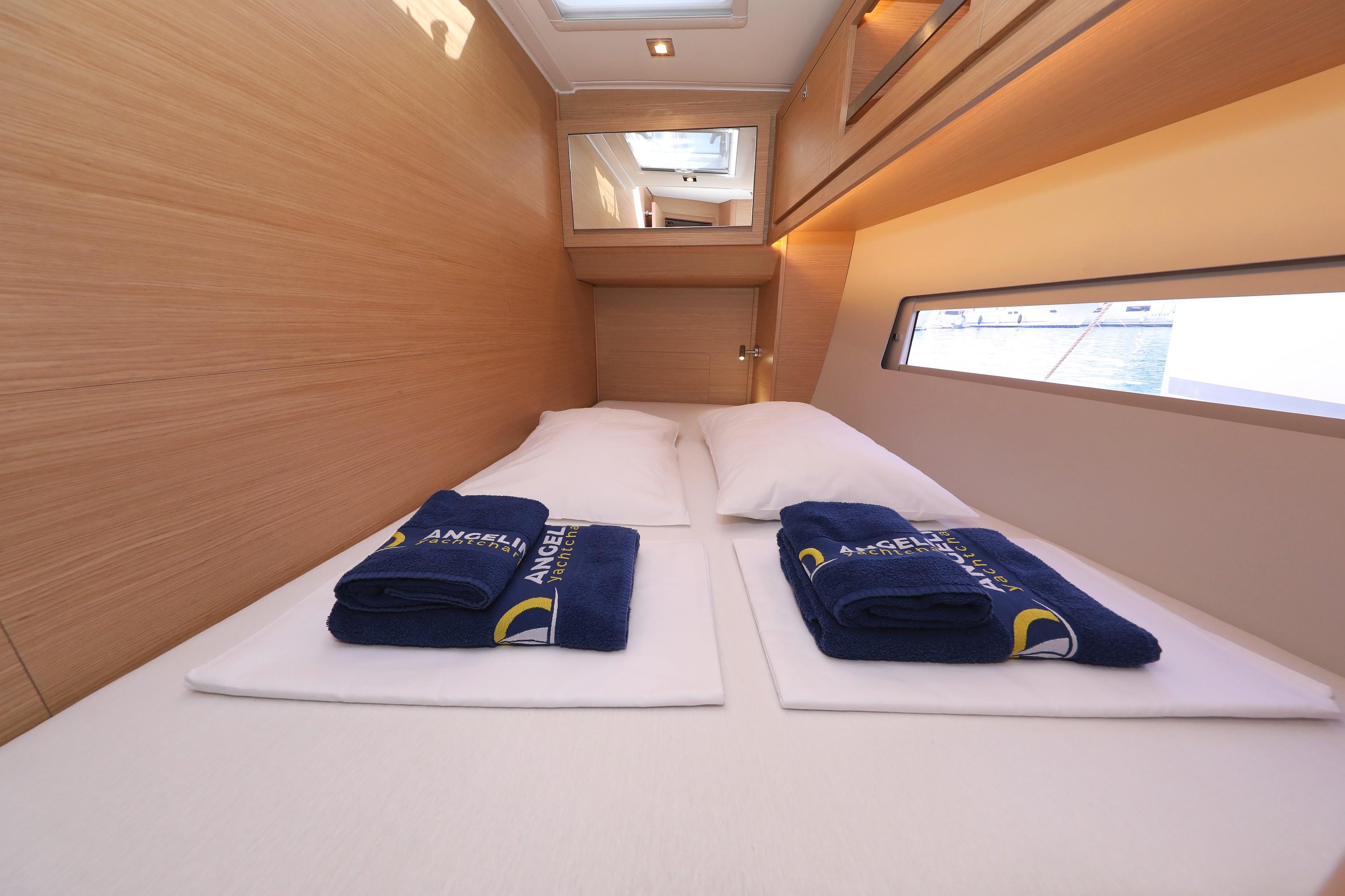 Dufour 470 - 4 cab., picture 20