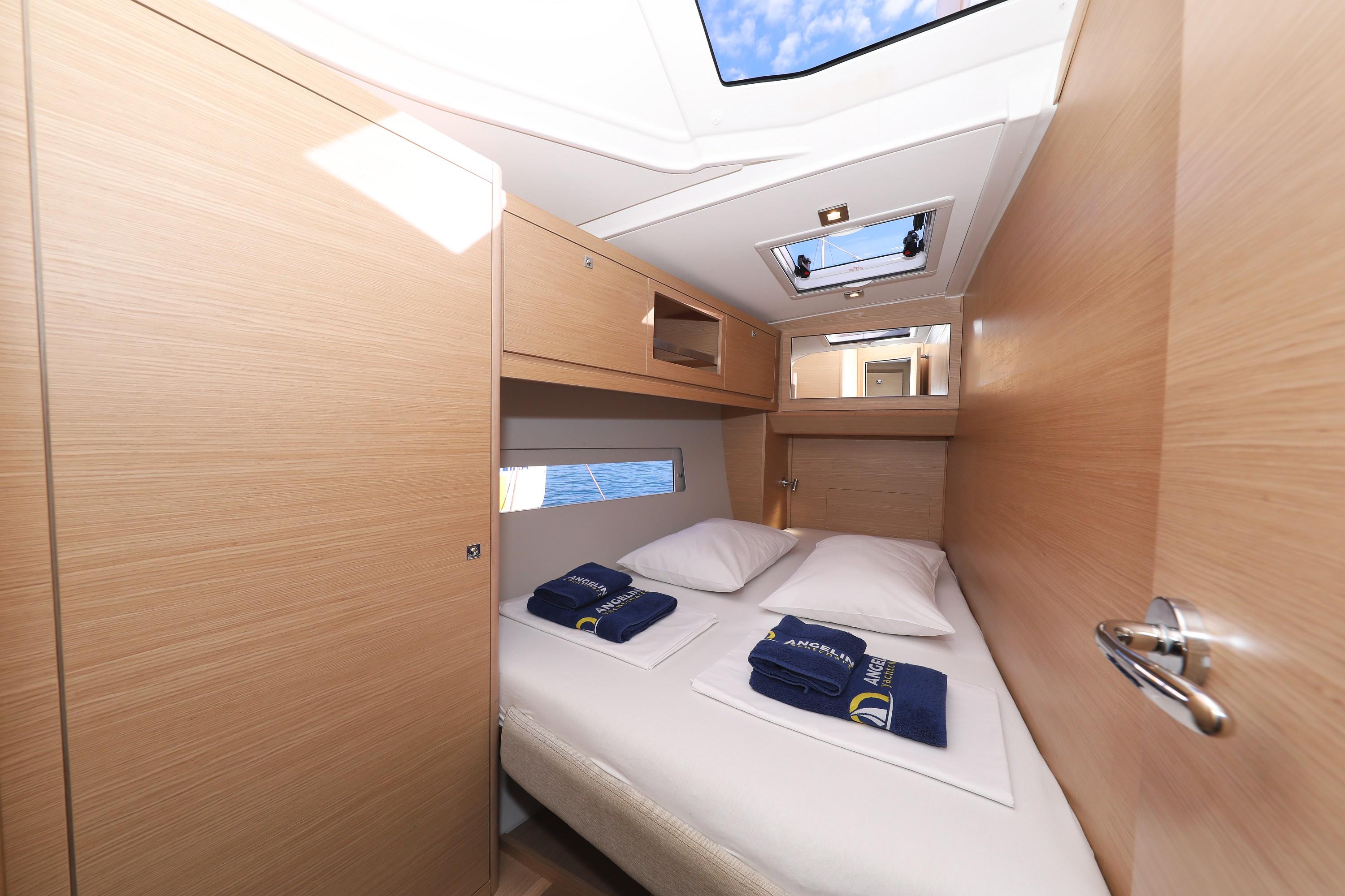 Dufour 470 - 4 cab., picture 22