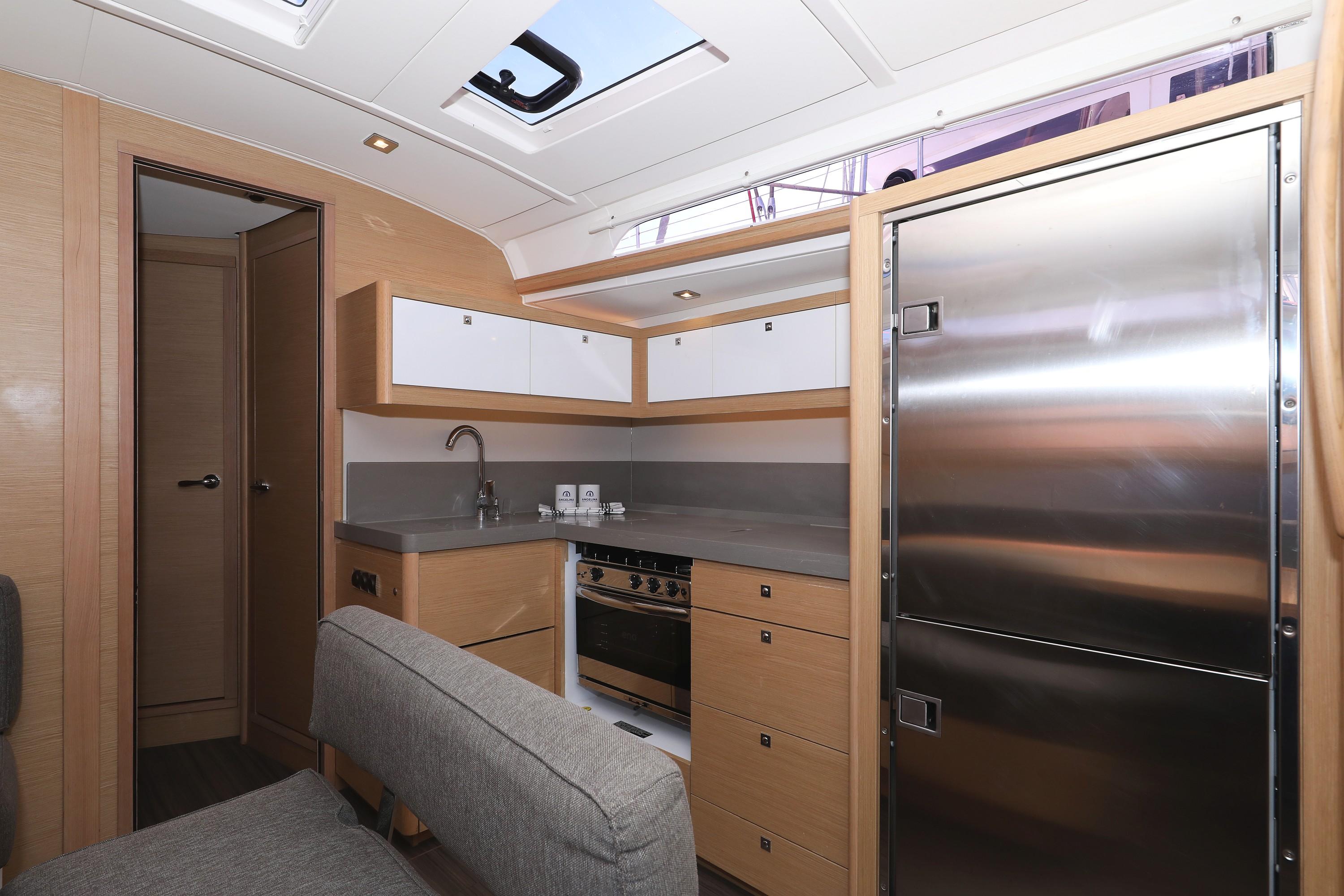 Dufour 470 - 4 cab., picture 11