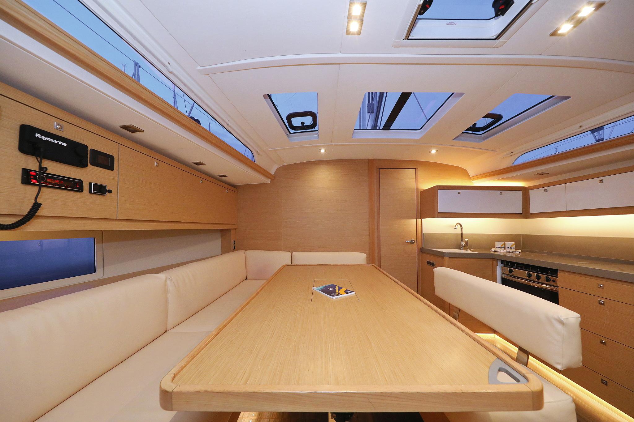 Dufour 470 - 5 cab., picture 16