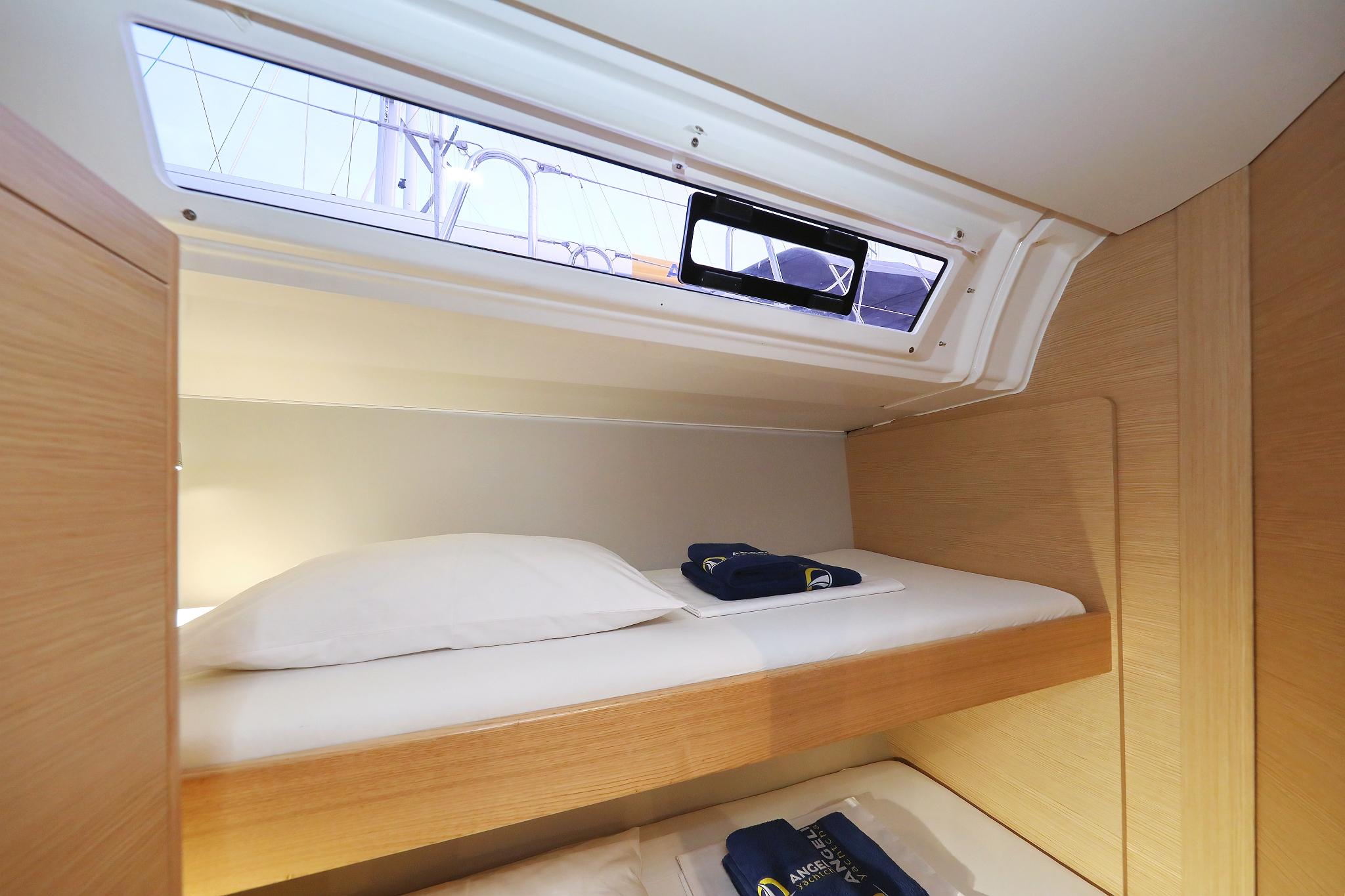 Dufour 470 - 5 cab., picture 29