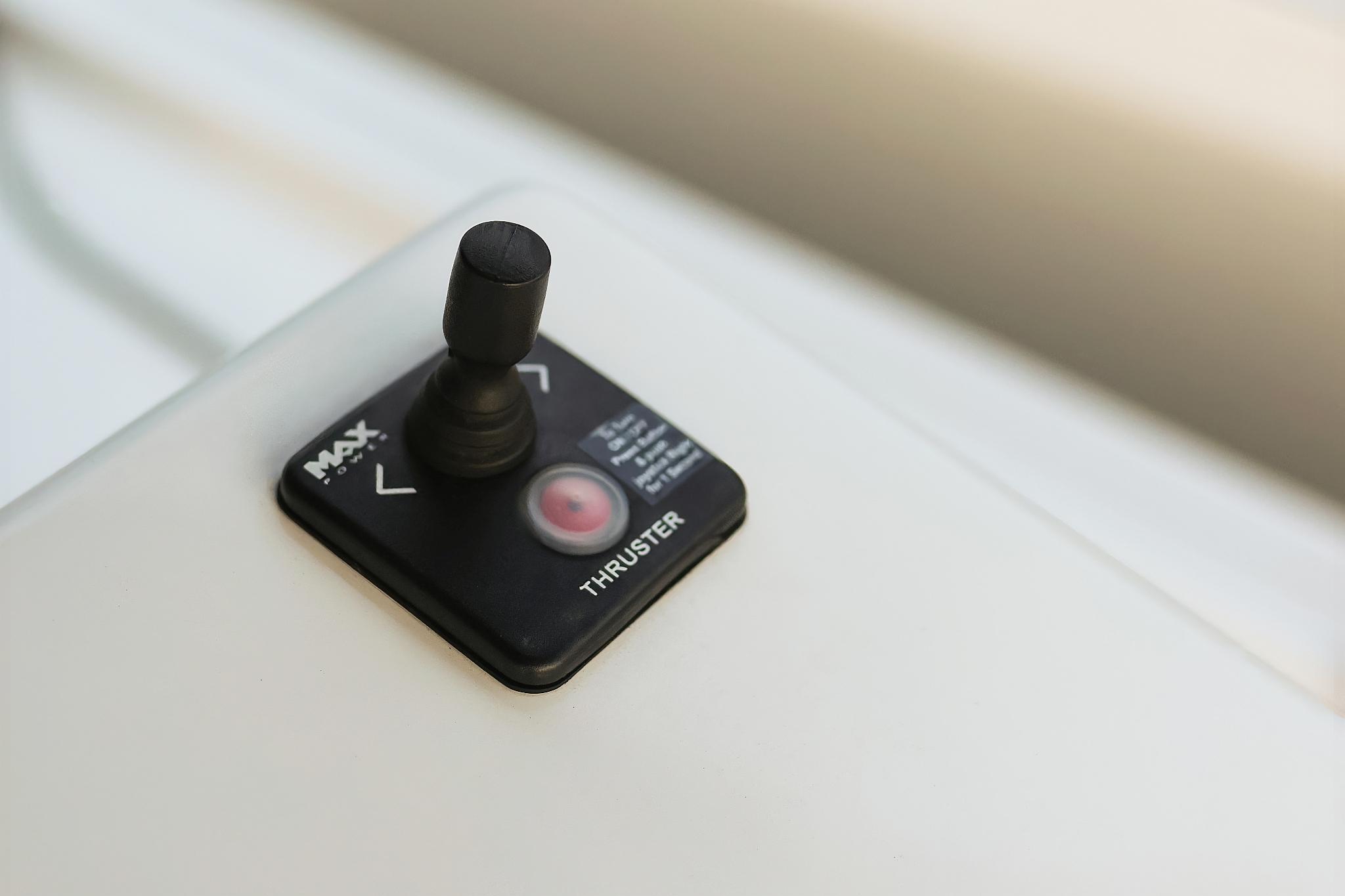 Dufour 470 - 5 cab., picture 49