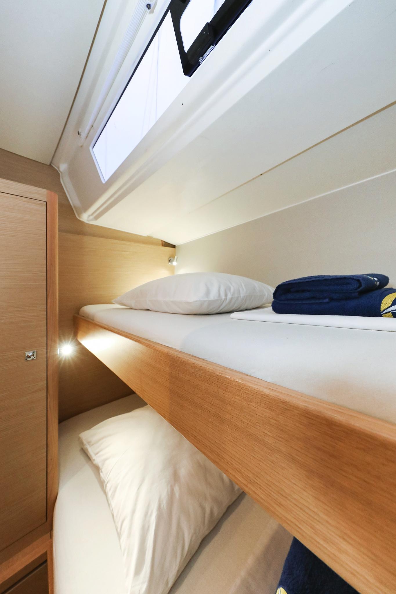 Dufour 470 - 5 cab., picture 28