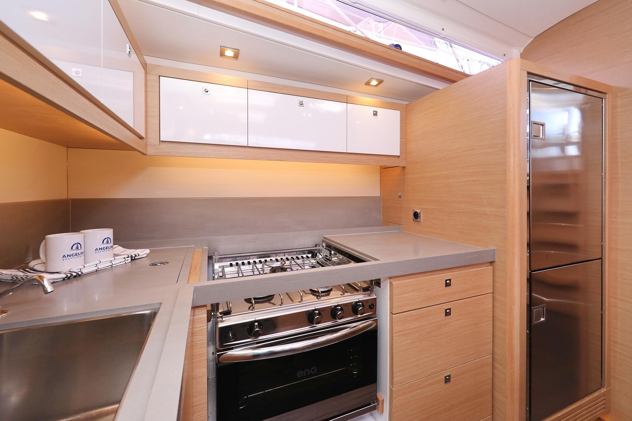 Dufour 470 - 4 cab., picture 22