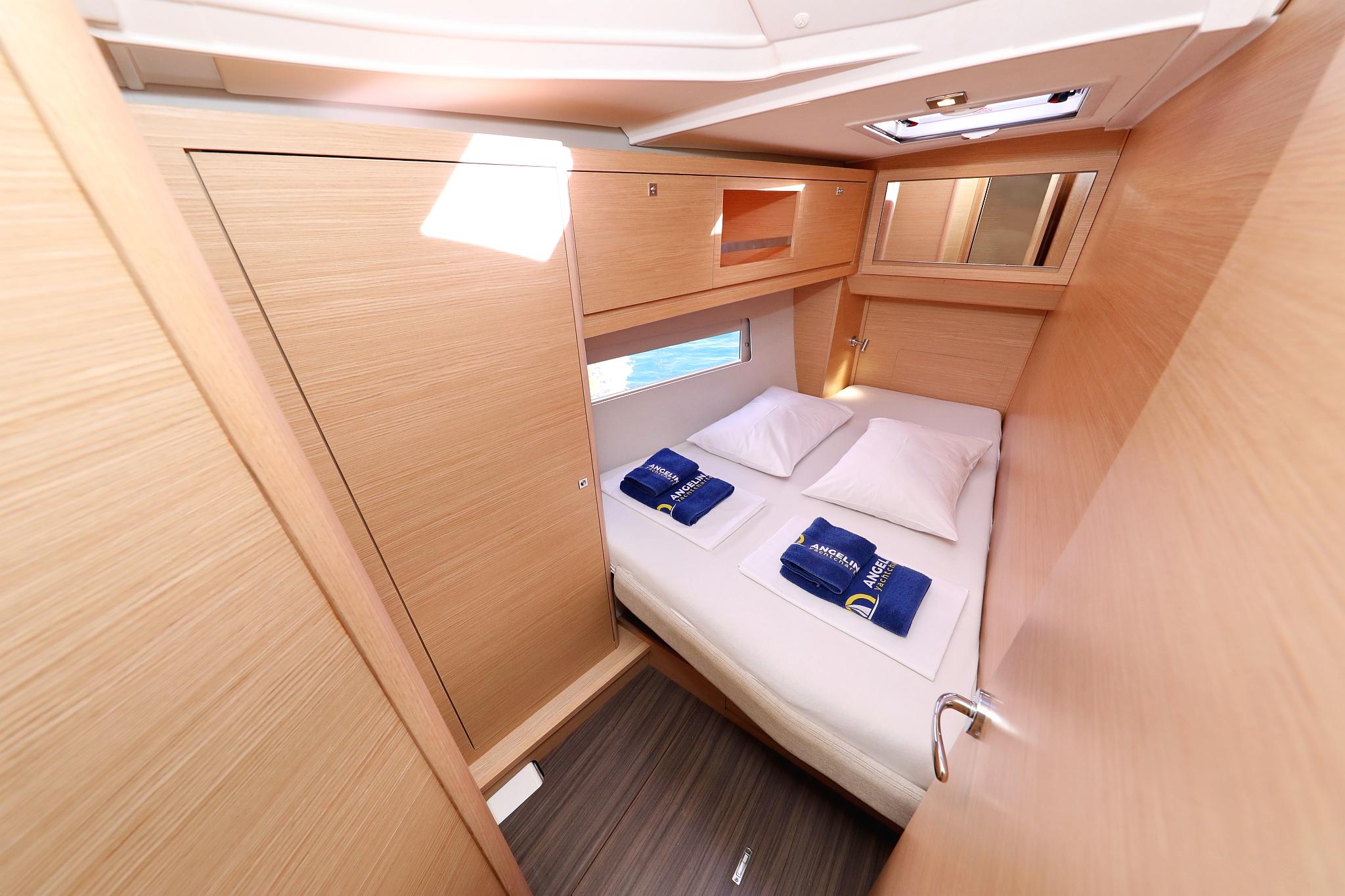 Dufour 470 - 4 cab., picture 24