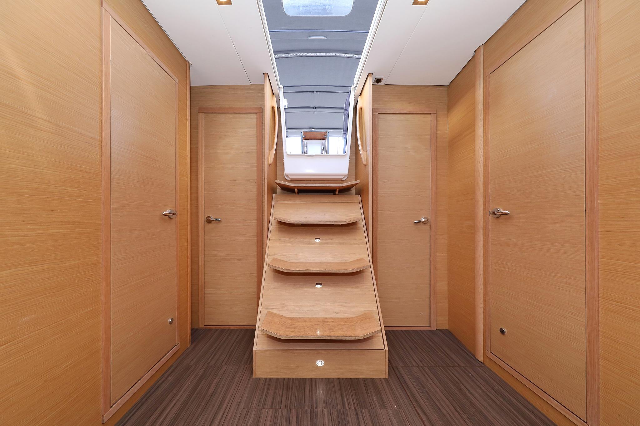 Dufour 470 - 4 cab., picture 23