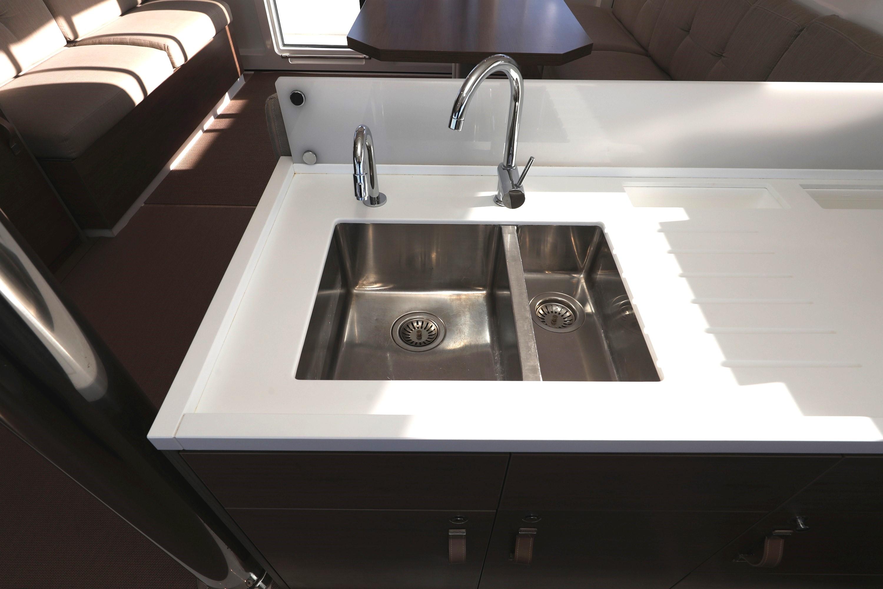 Bali 4.2 - 4 + 1 cab., picture 43