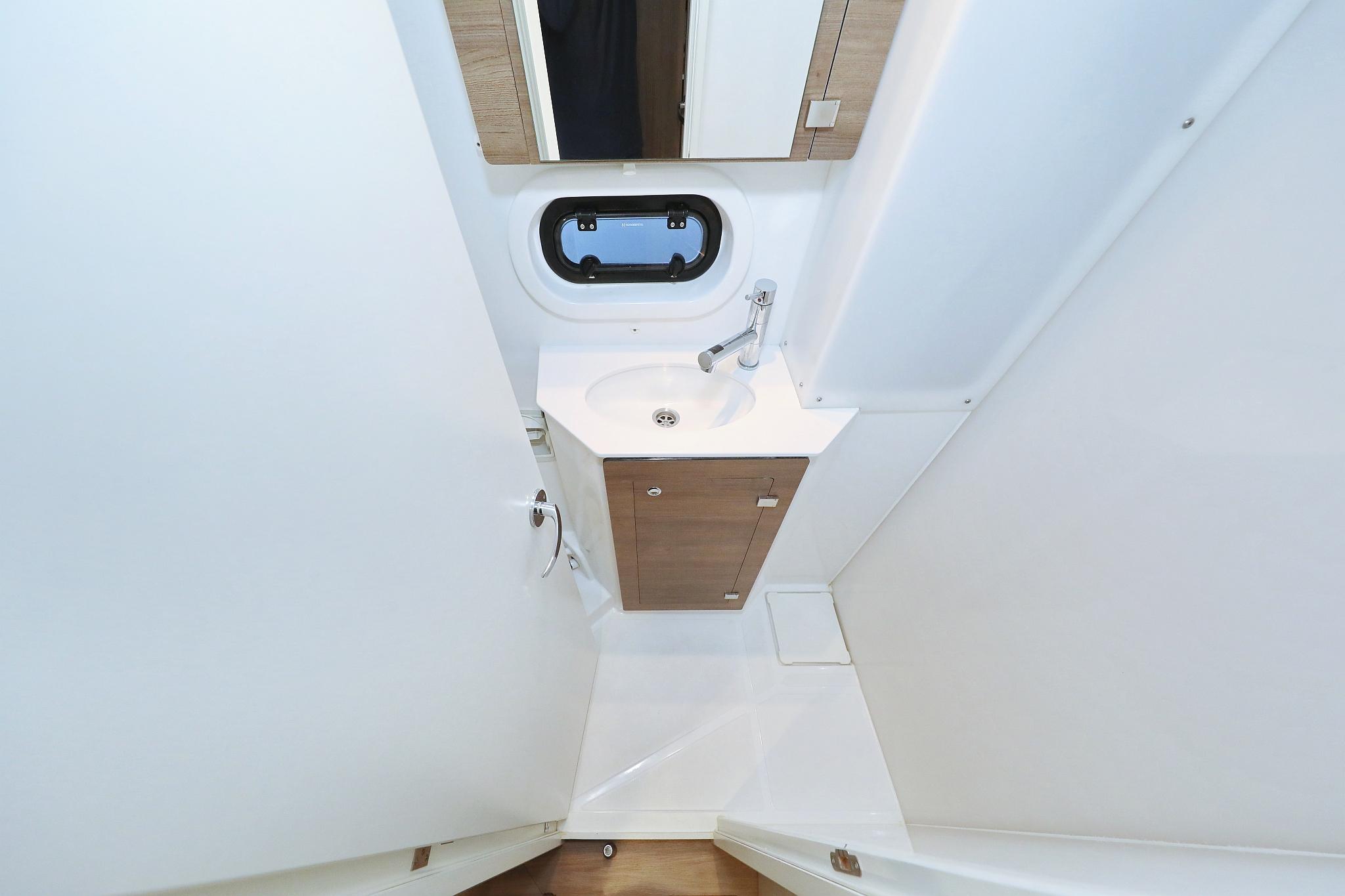 Bali 4.2 - 4 + 1 cab., picture 38