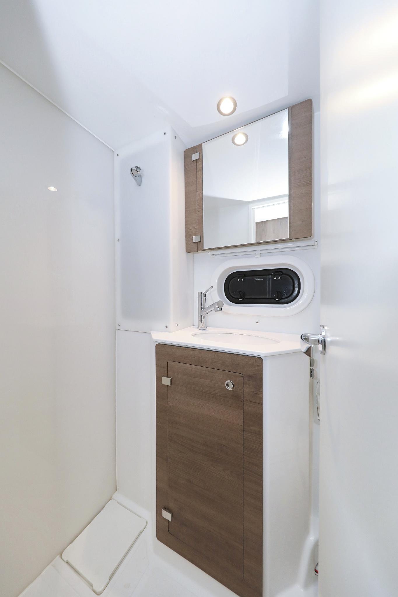 Bali 4.2 - 4 + 1 cab., picture 40