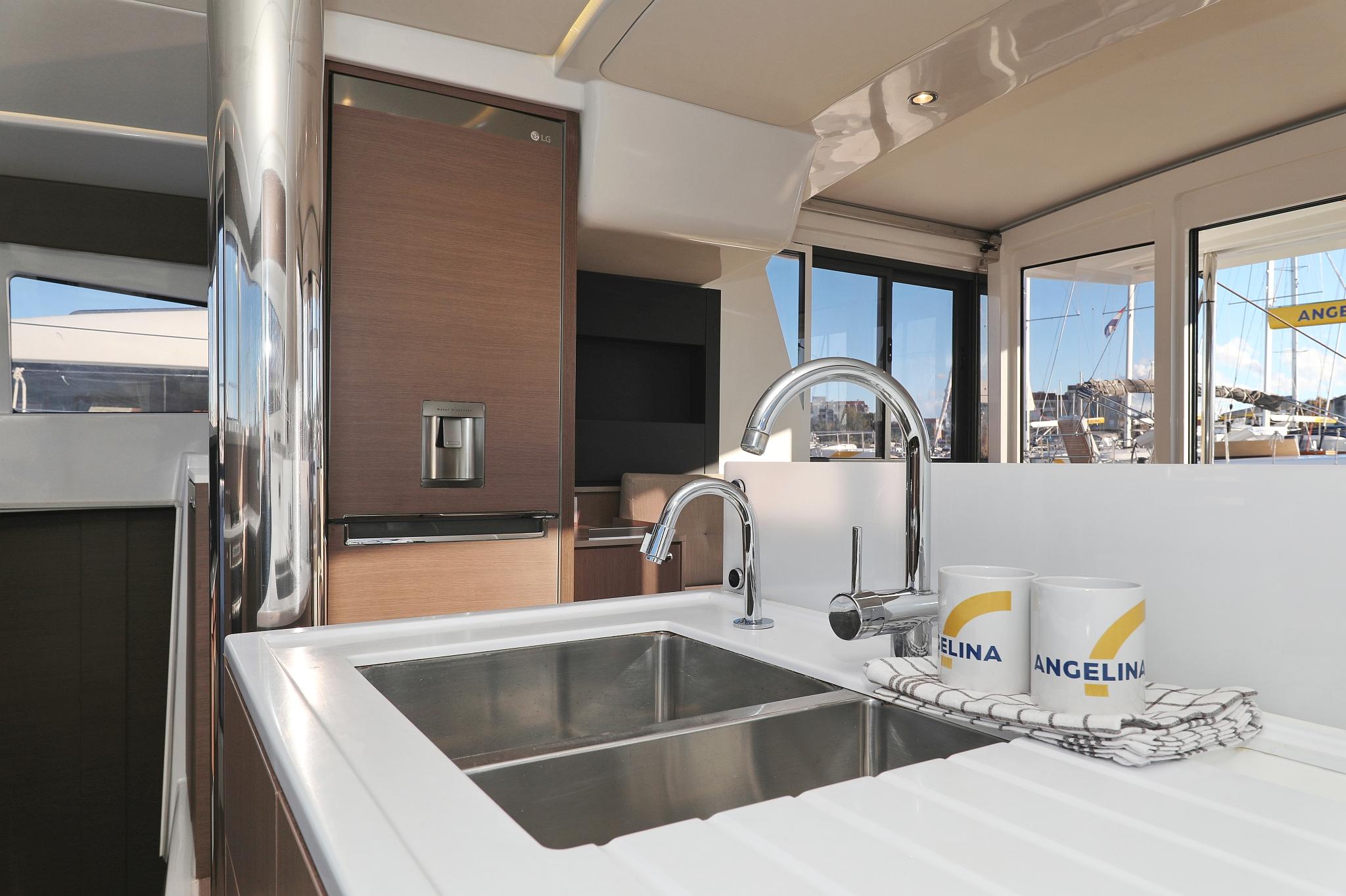 Bali 4.2 - 4 + 1 cab., picture 21