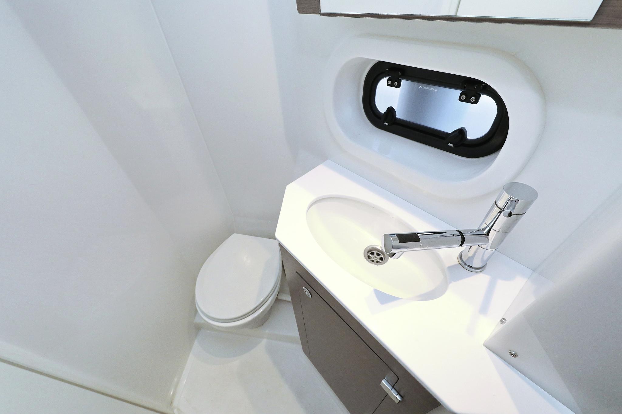 Bali 4.2 - 4 + 1 cab., picture 37