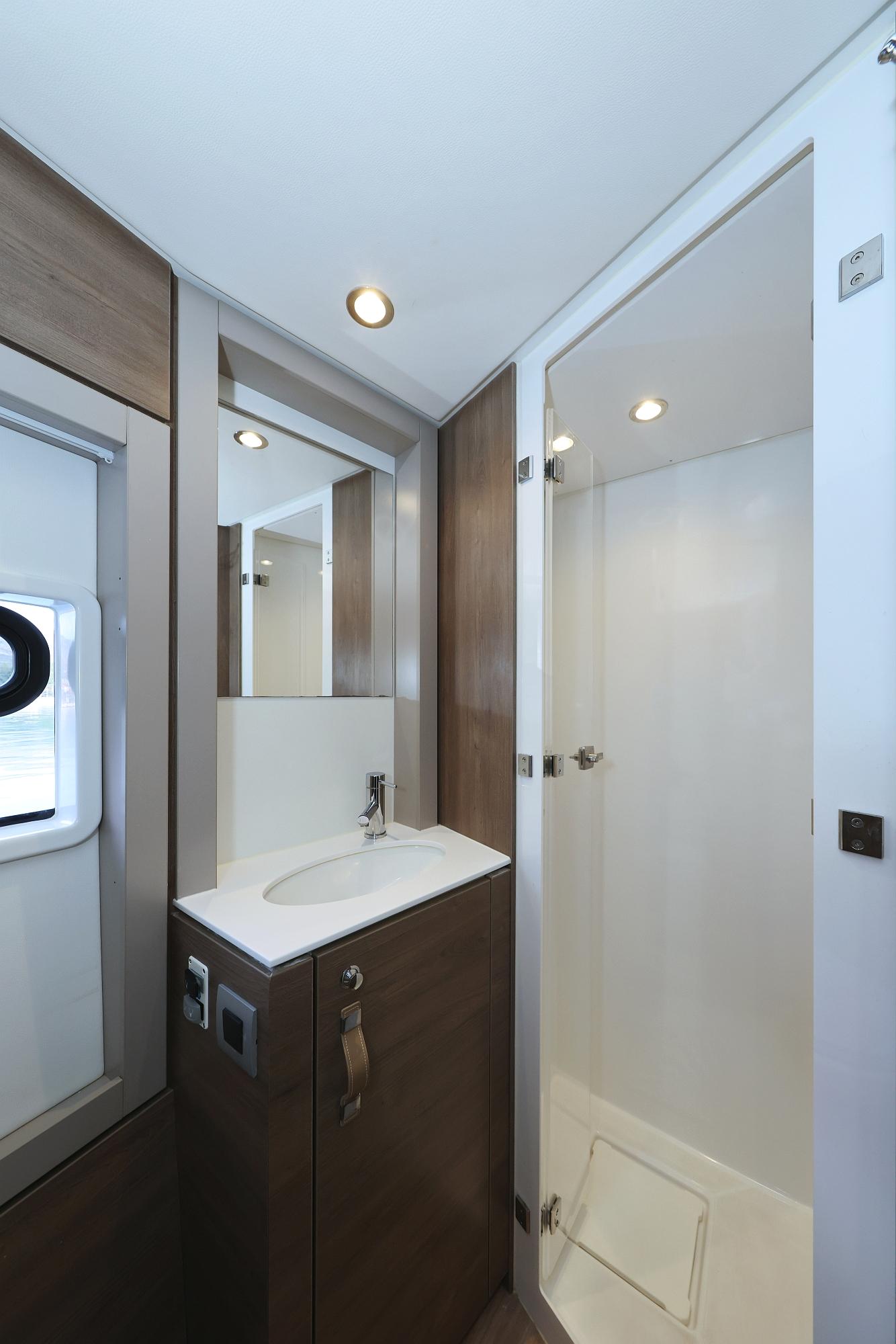 Bali 4.4 - 4 + 2 cab., picture 32