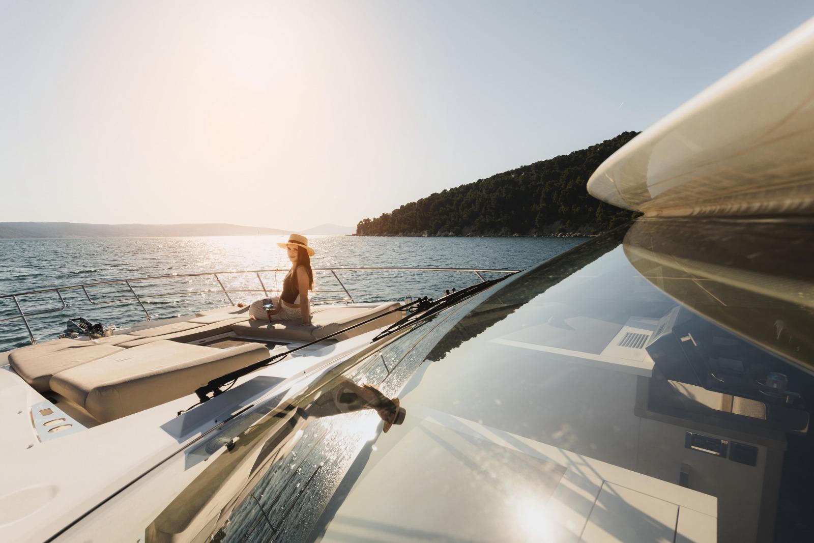 Prestige 590 Flybridge - 3 + 1 cab.	, picture 5