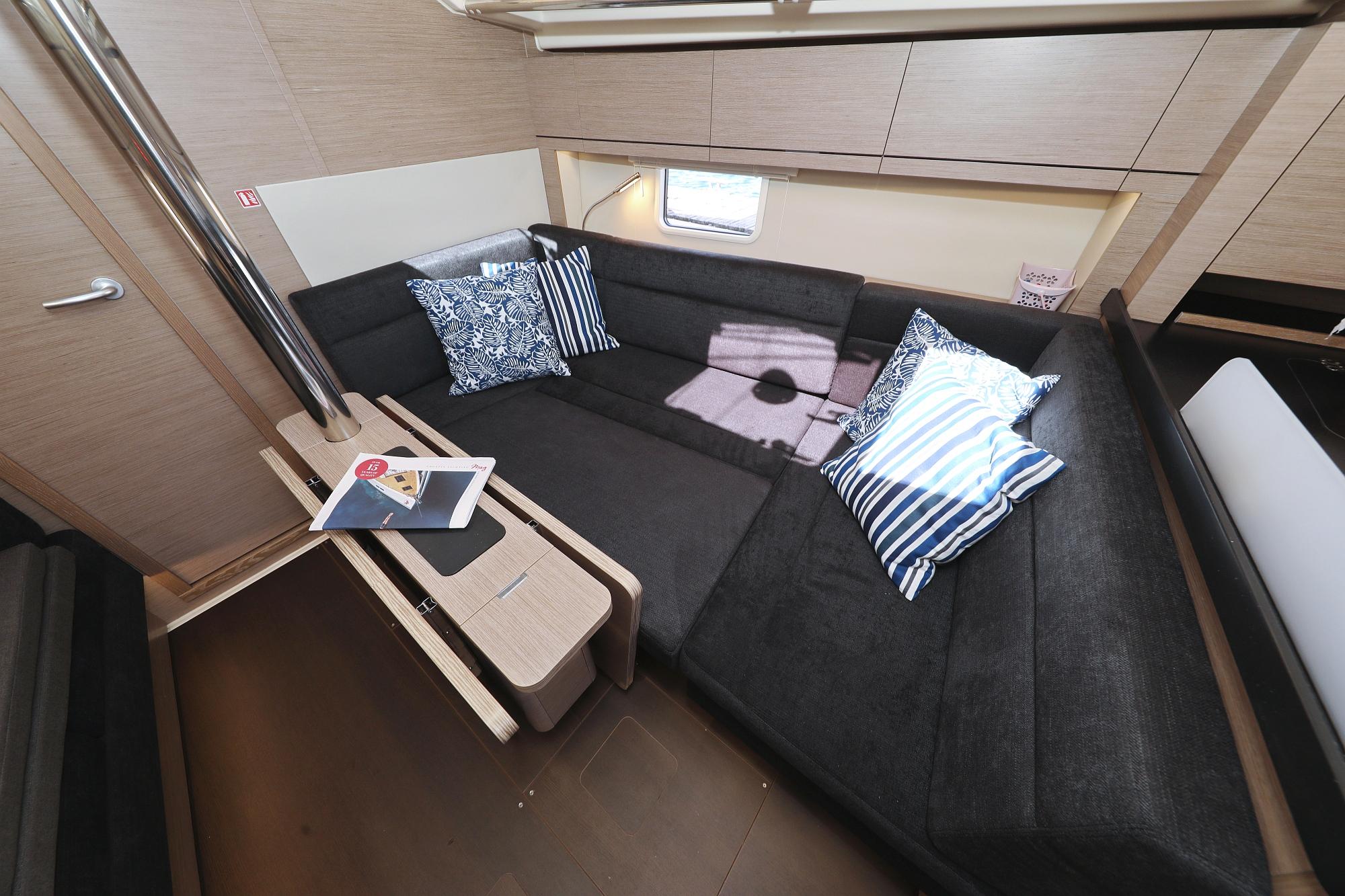 Hanse 388, picture 9