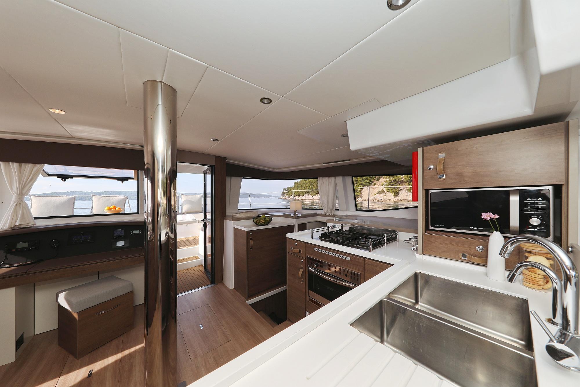 Bali 4.8 - 5 + 2 cab, picture 17