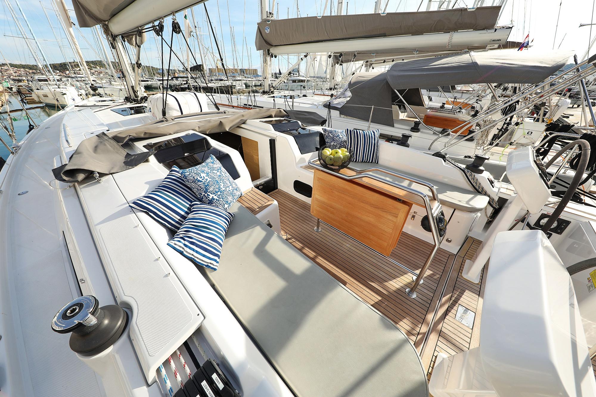 Hanse 458, picture 5