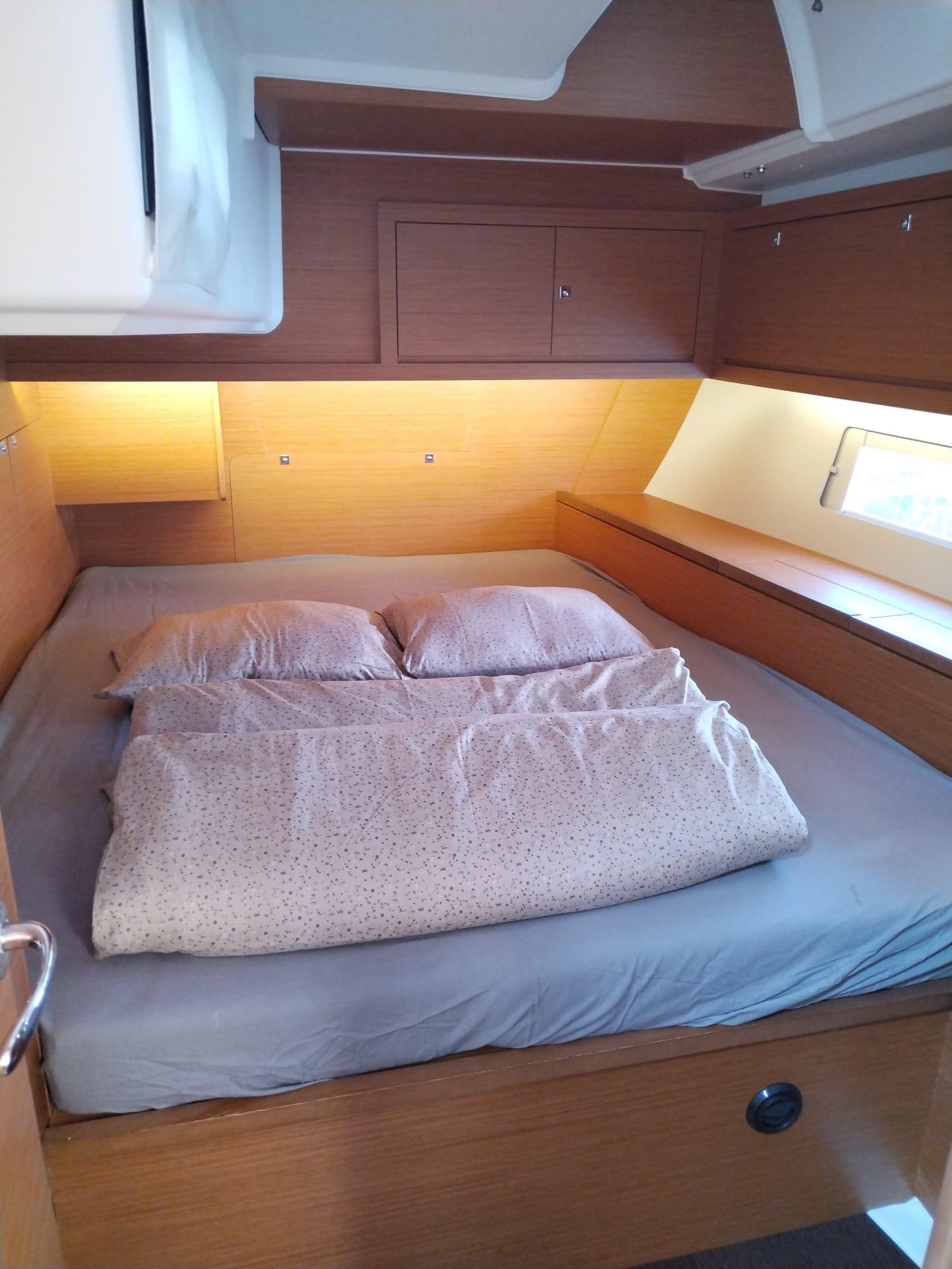 Dufour 470 - 4 cab., picture 17