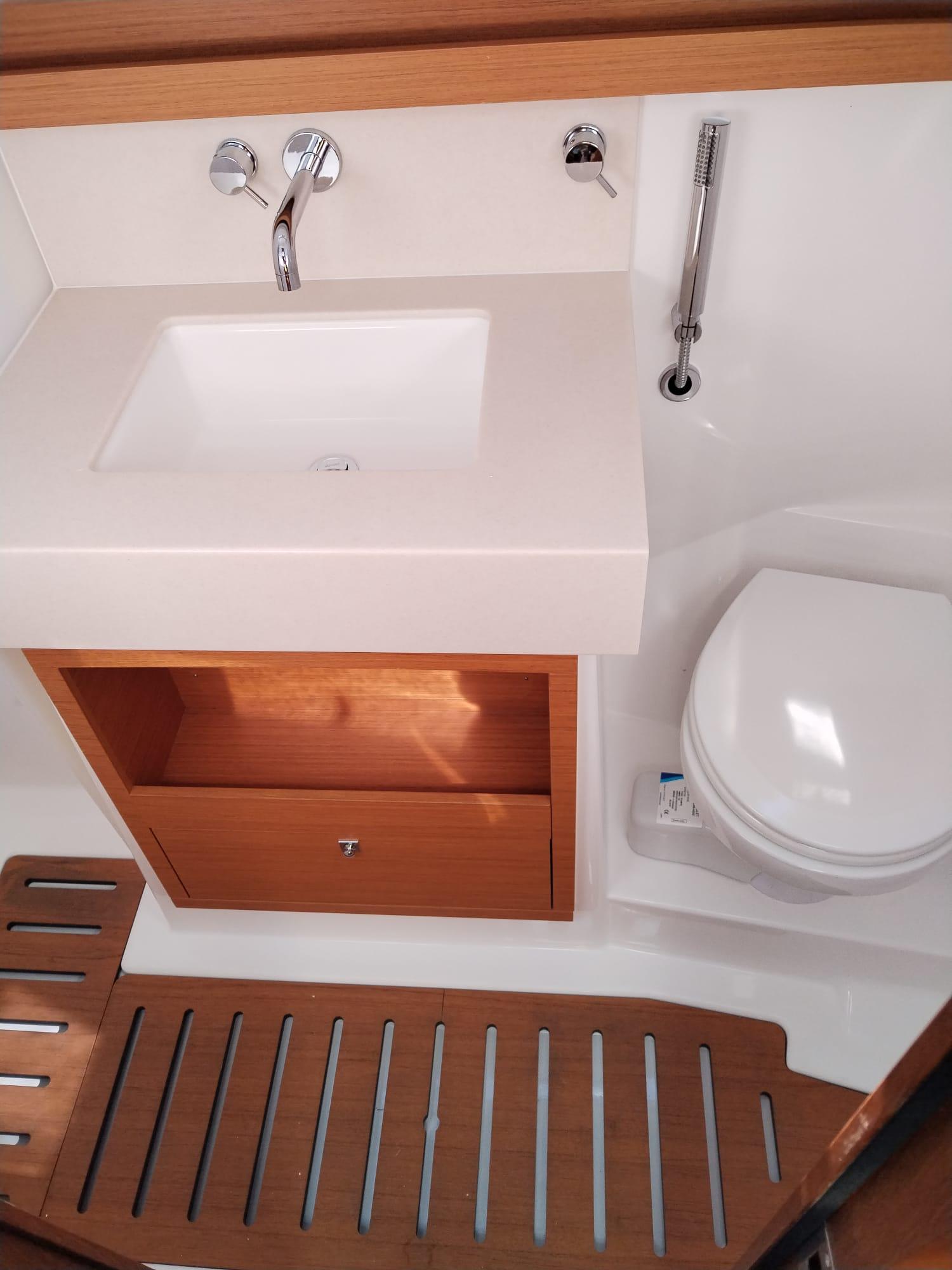 Dufour 470 - 4 cab., picture 19