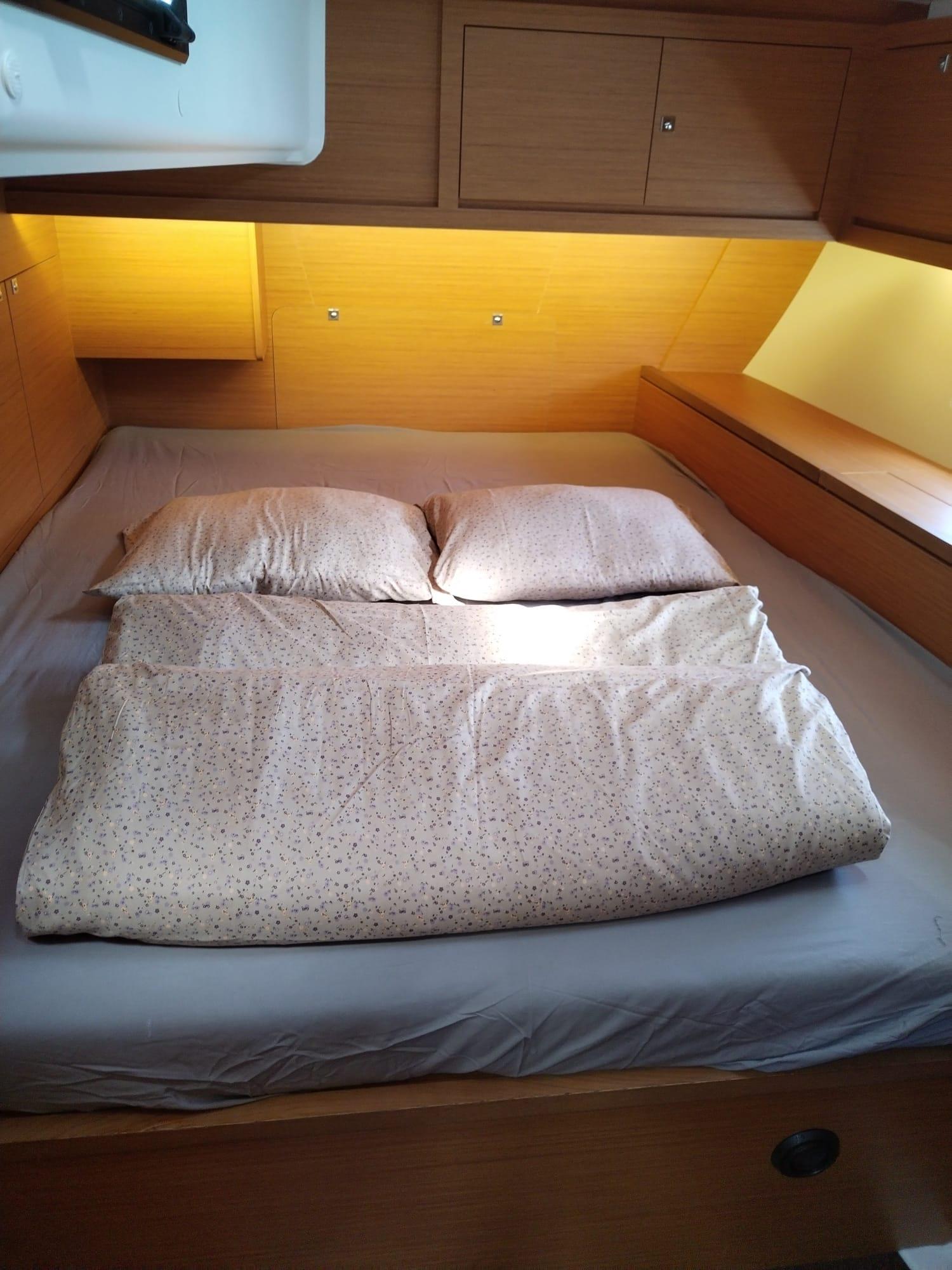 Dufour 470 - 4 cab., picture 16