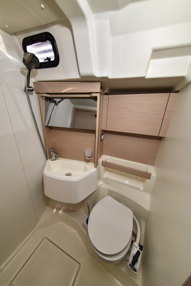 Oceanis 51.1 OW - 3 cab, picture 34