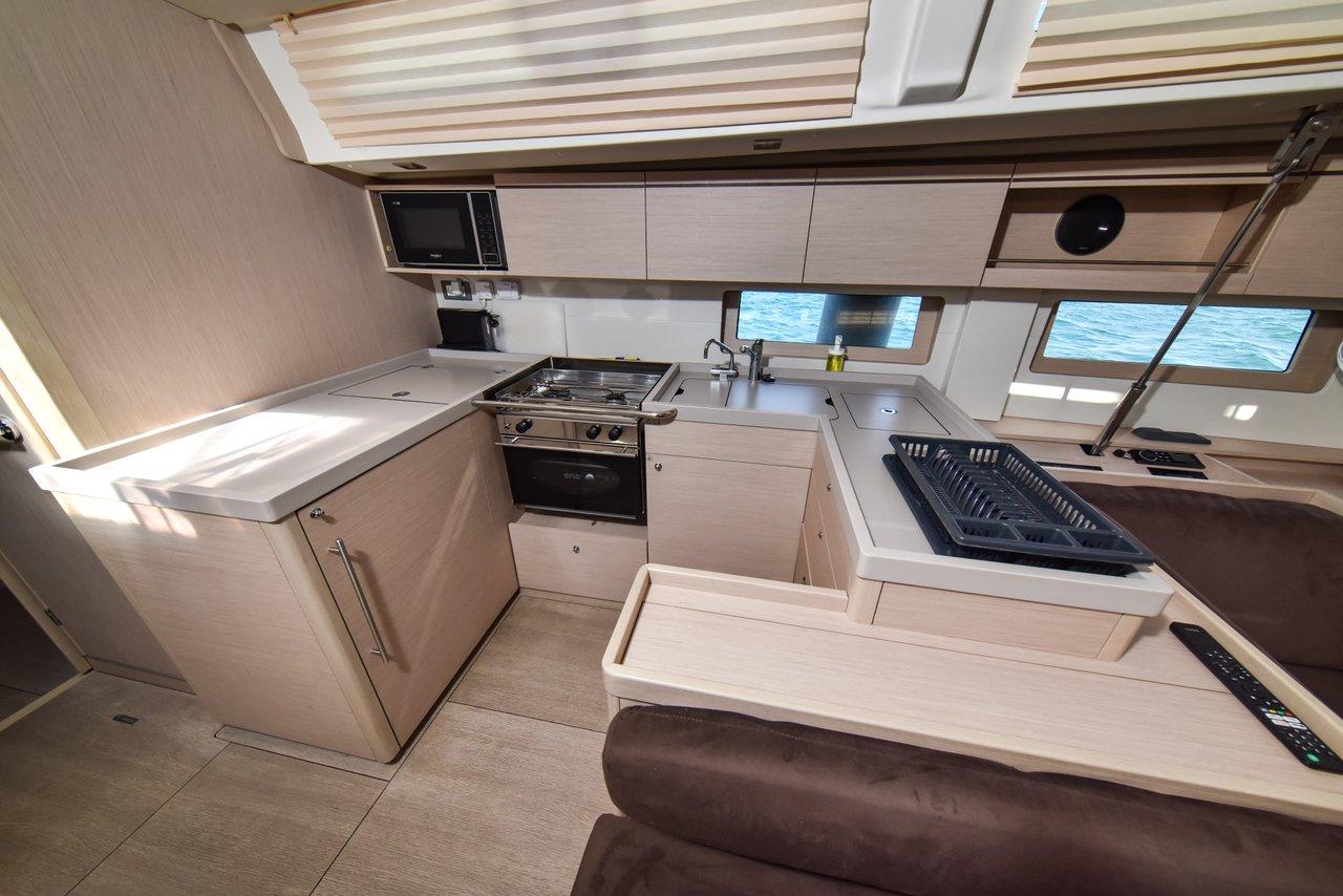 Oceanis 51.1 OW - 3 cab, picture 27