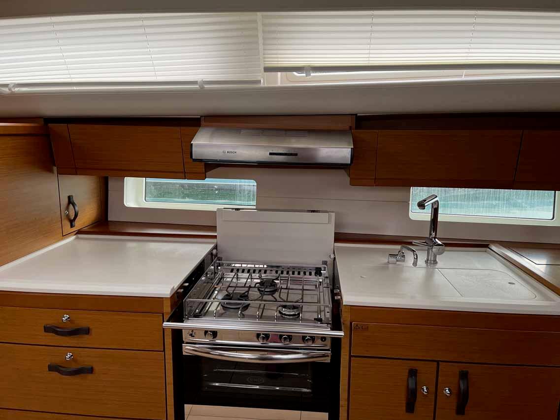 Jeanneau 54 - 5 + 1 cab.	 - Duca del Sale, picture 5