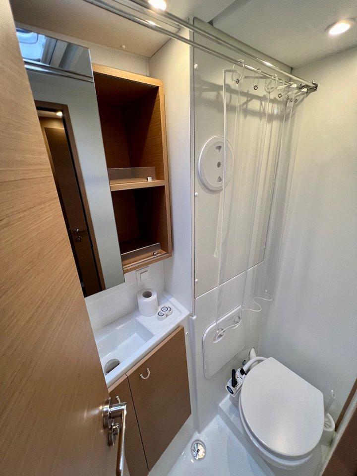 Excess 12 - 4 + 1 + 1 cab., picture 15