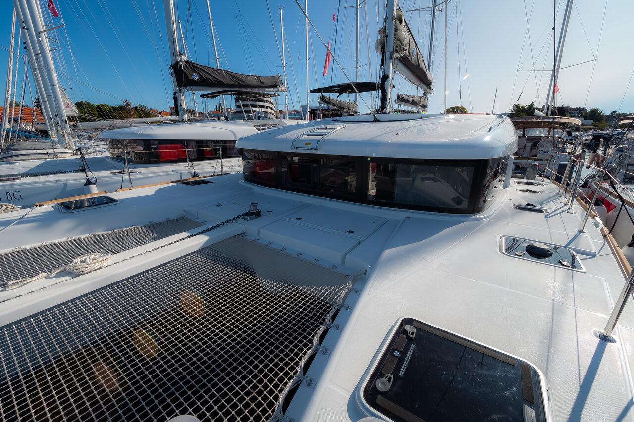 Lagoon 40 - 4 + 2 cab, picture 3