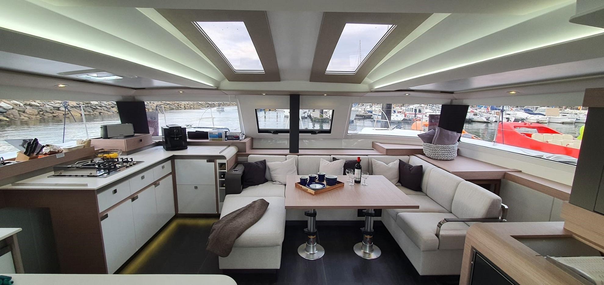 Fountaine Pajot Elba 45 - 5 cab., picture 11
