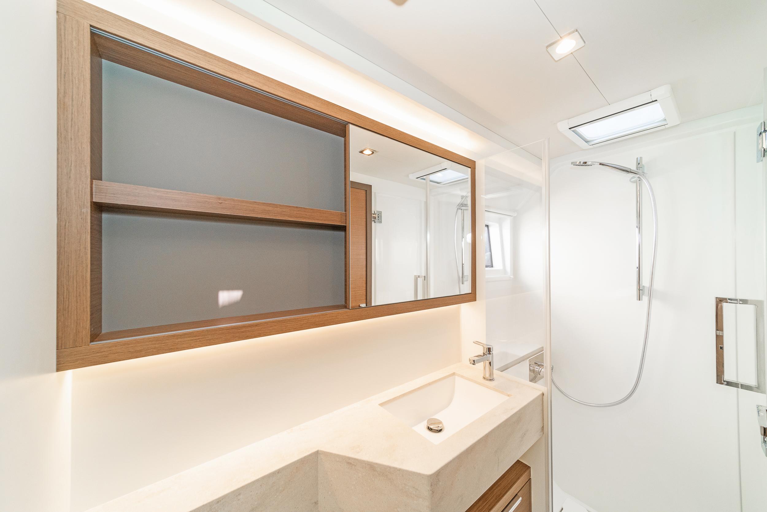 Lagoon 50 - 6 + 2 cab., picture 9