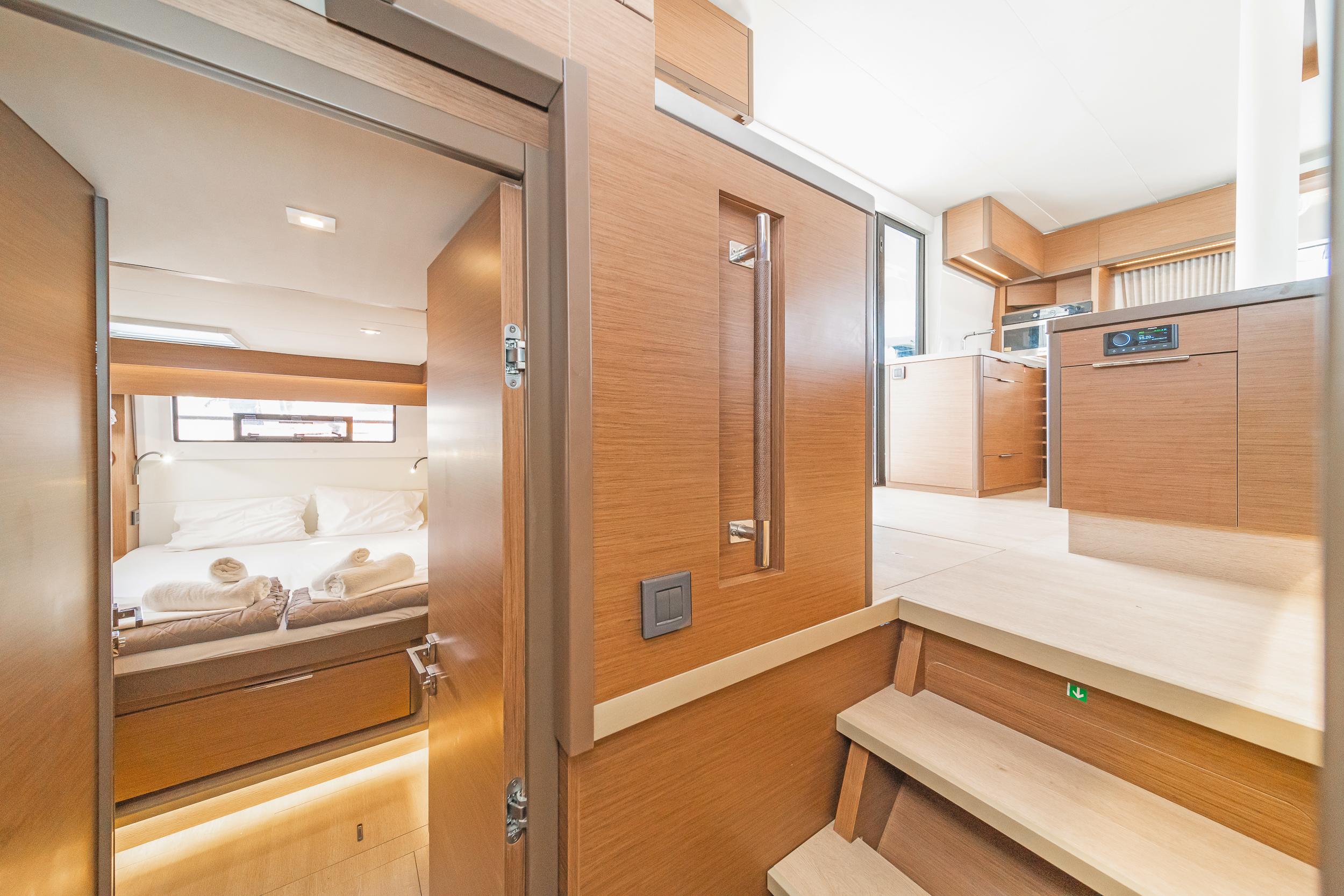 Lagoon 50 - 6 + 2 cab., picture 11