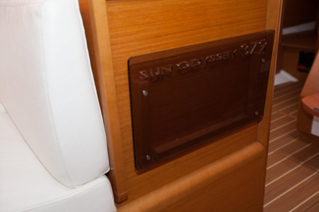 Sun Odyssey 379 - Erin, picture 8