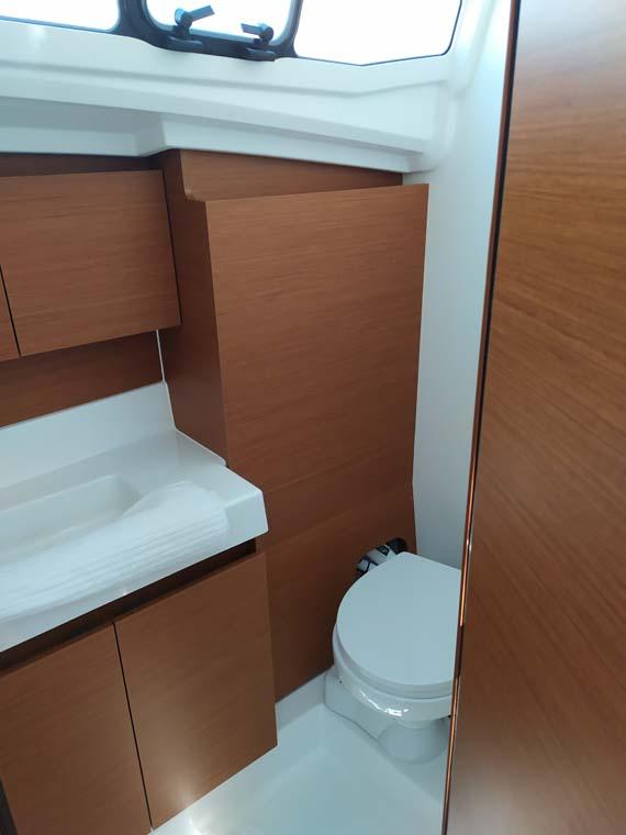 Sun Odyssey 380 - 3 cab., picture 18