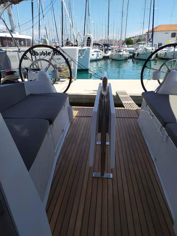 Sun Odyssey 380 - 3 cab., picture 5